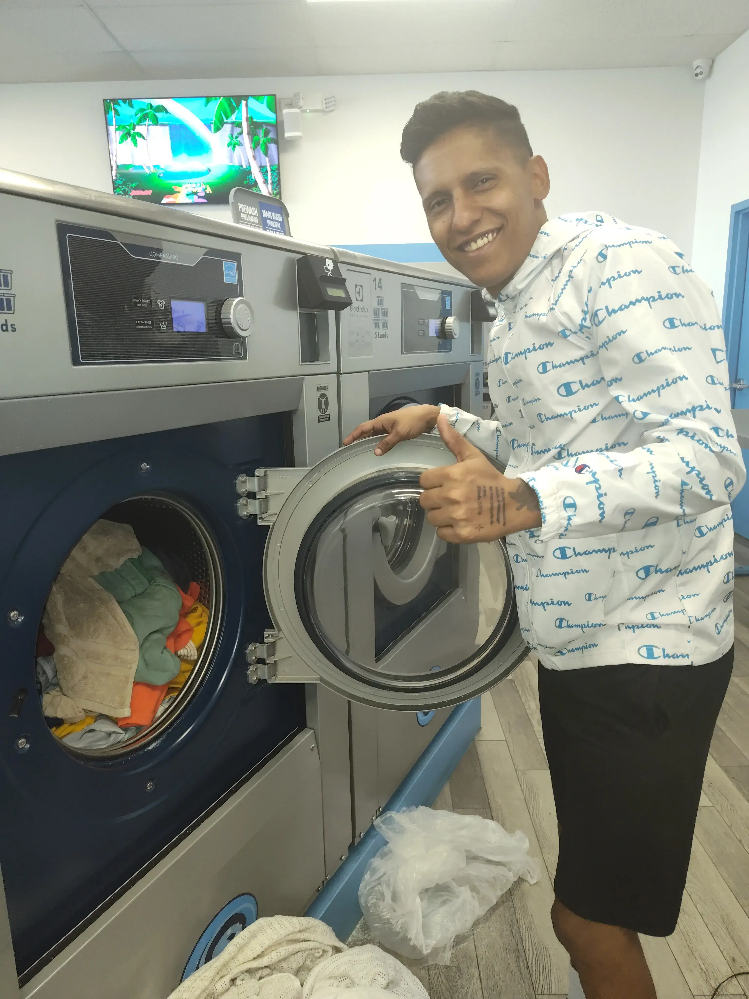 WaveMax Laundry Dallas - Image 11