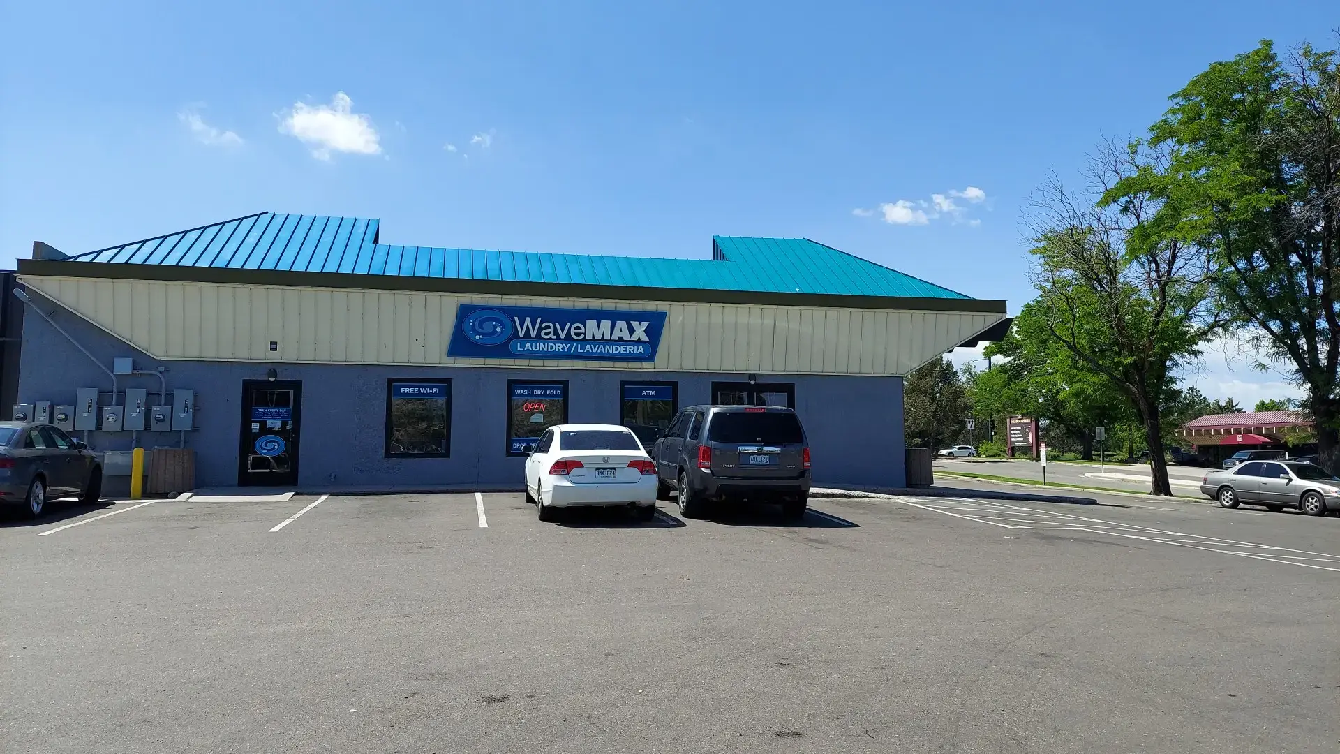 WaveMAX Laundry Denver Hampden Ave - Image 3