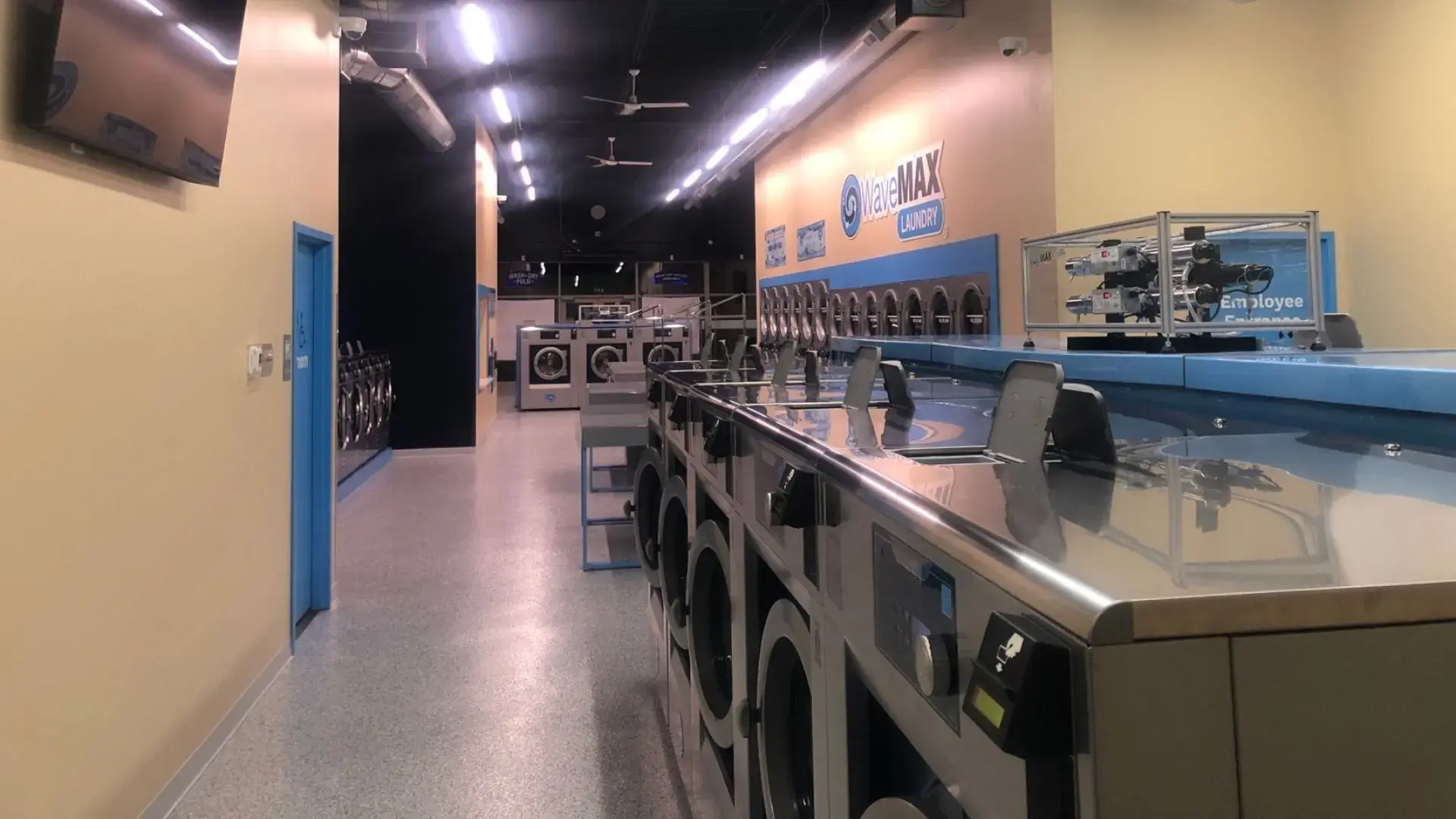 WaveMAX Laundry location