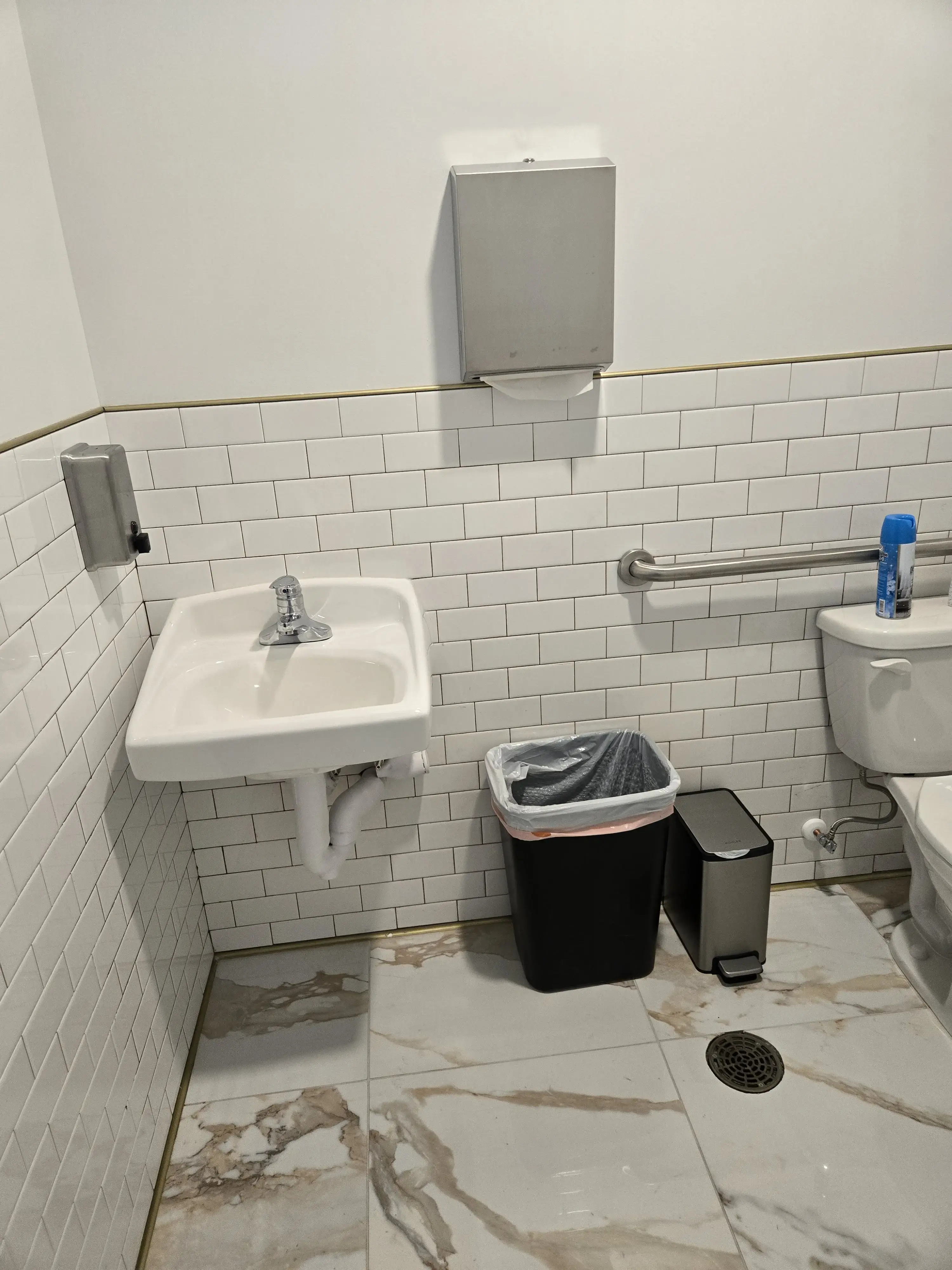 WaveMAX Laundry - Image 8