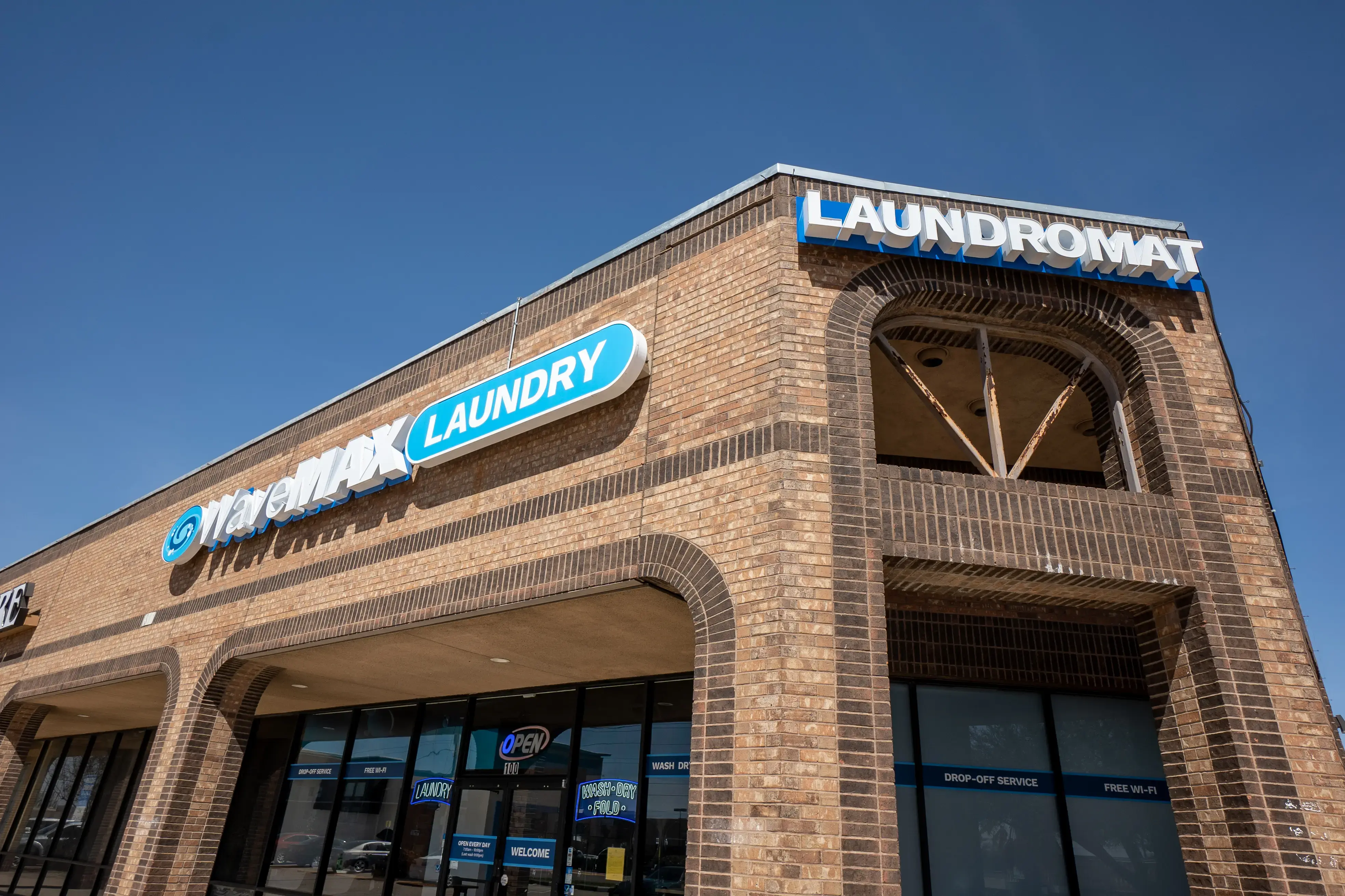 WaveMAX Laundry Garland, TX thumbnail 3