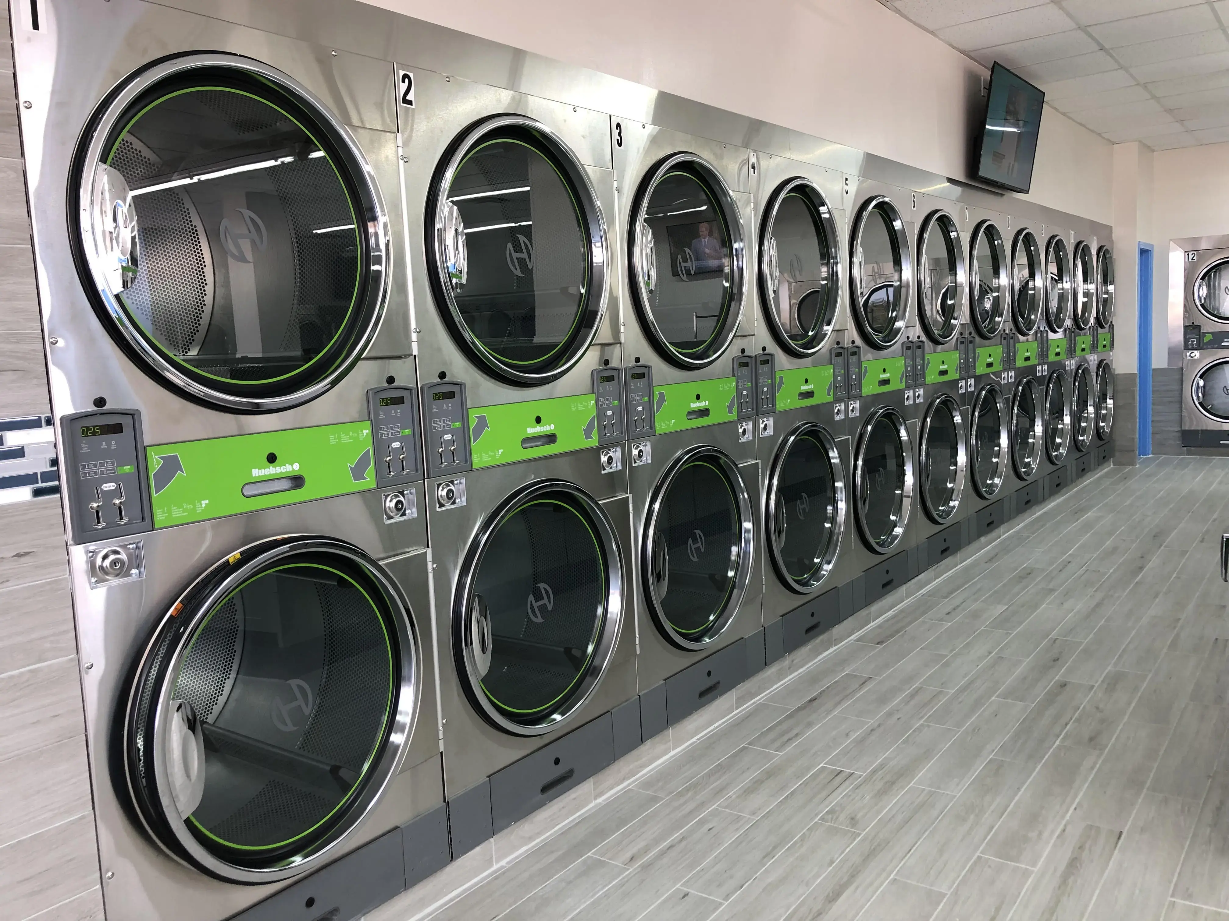 WaveMAX Laundry Grand Prairie thumbnail 1