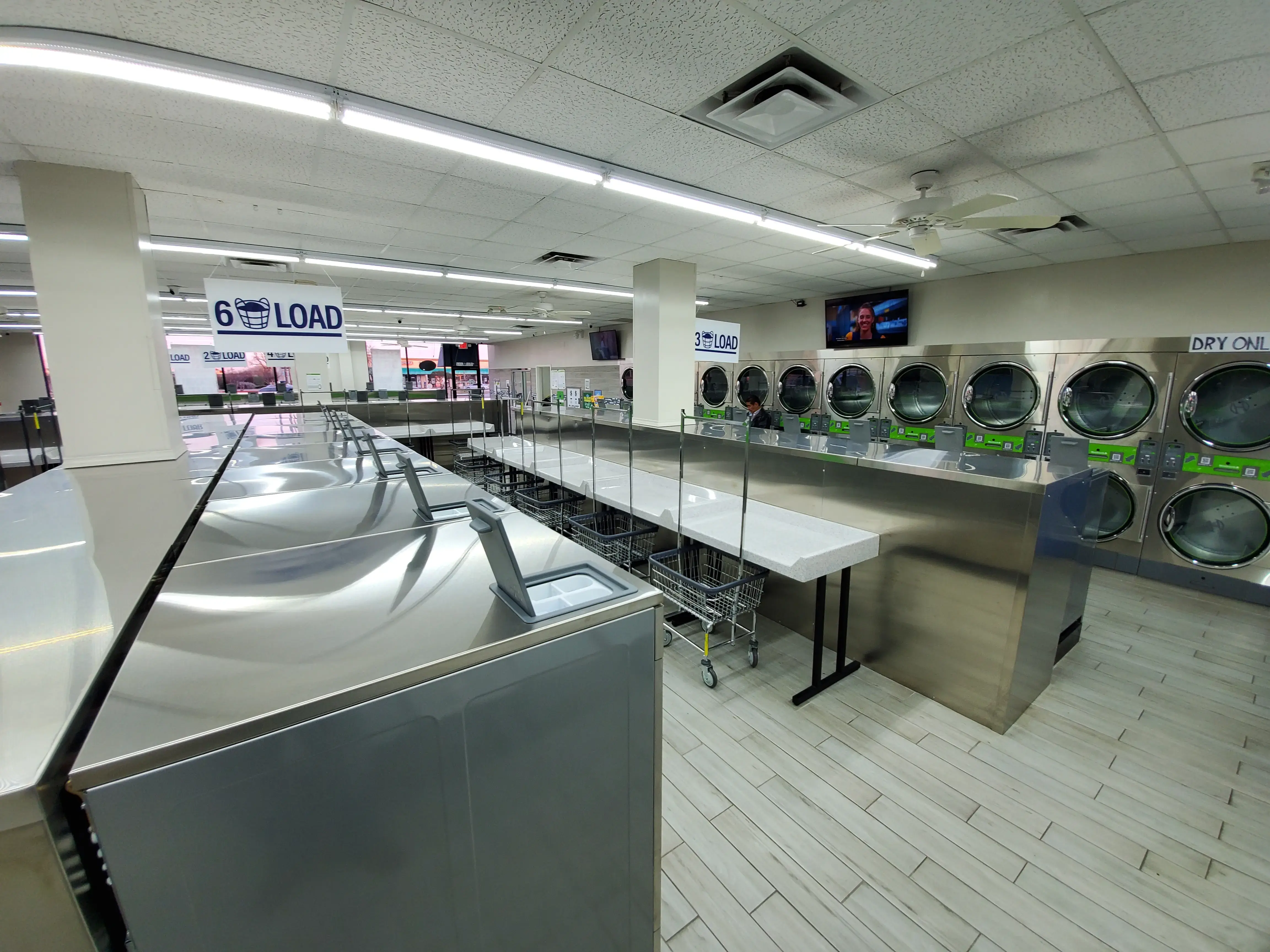 WaveMAX Laundry Grand Prairie thumbnail 4