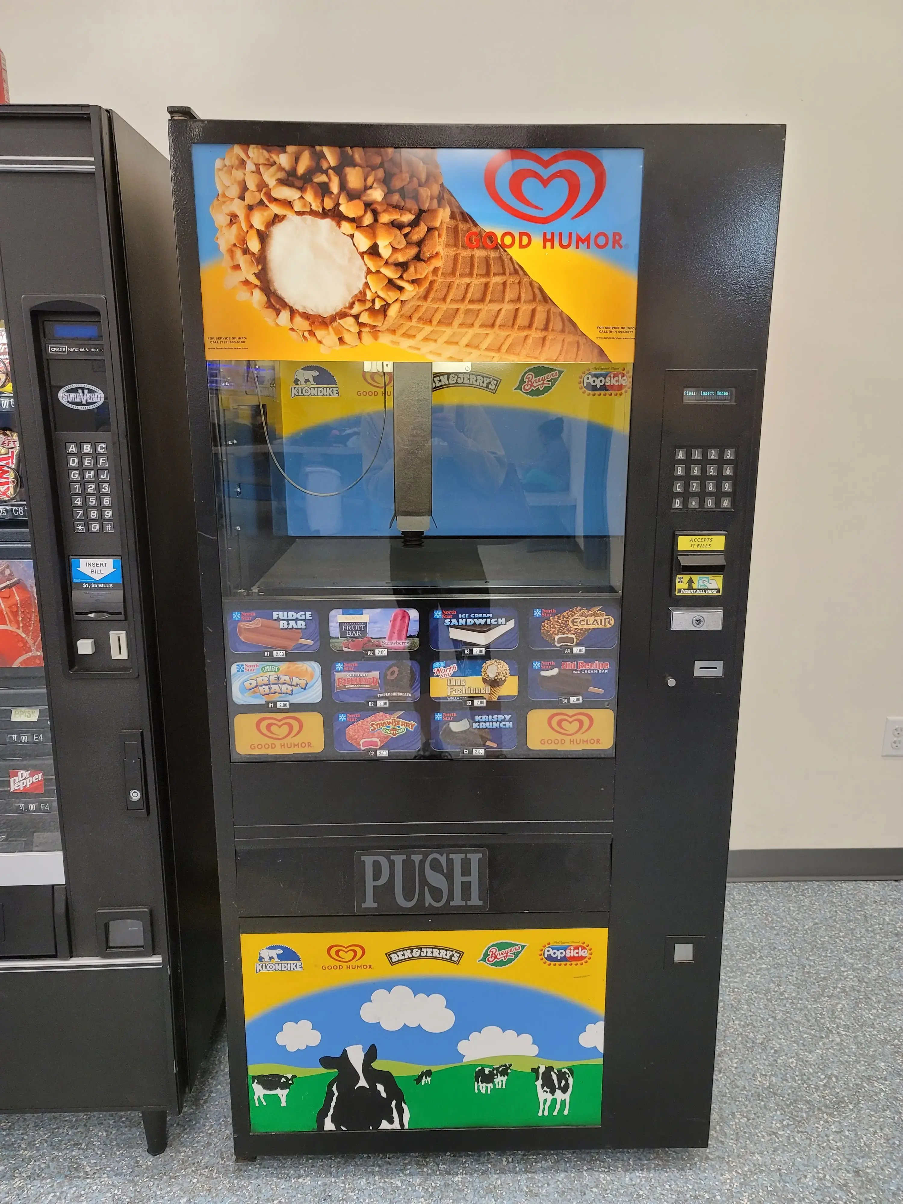 WaveMax Laundry Haltom City - Image 19