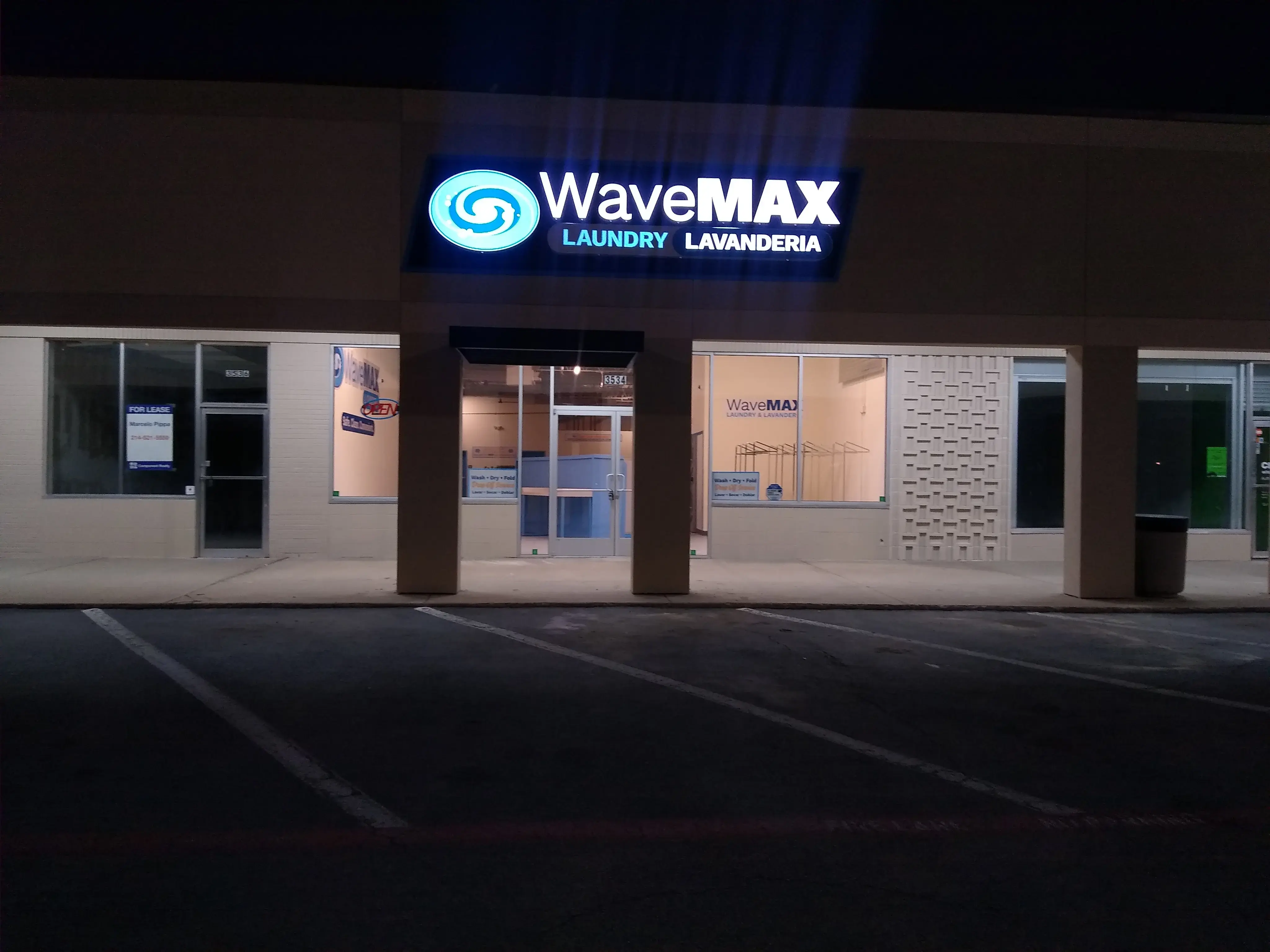 WaveMax Laundry Haltom City thumbnail 16