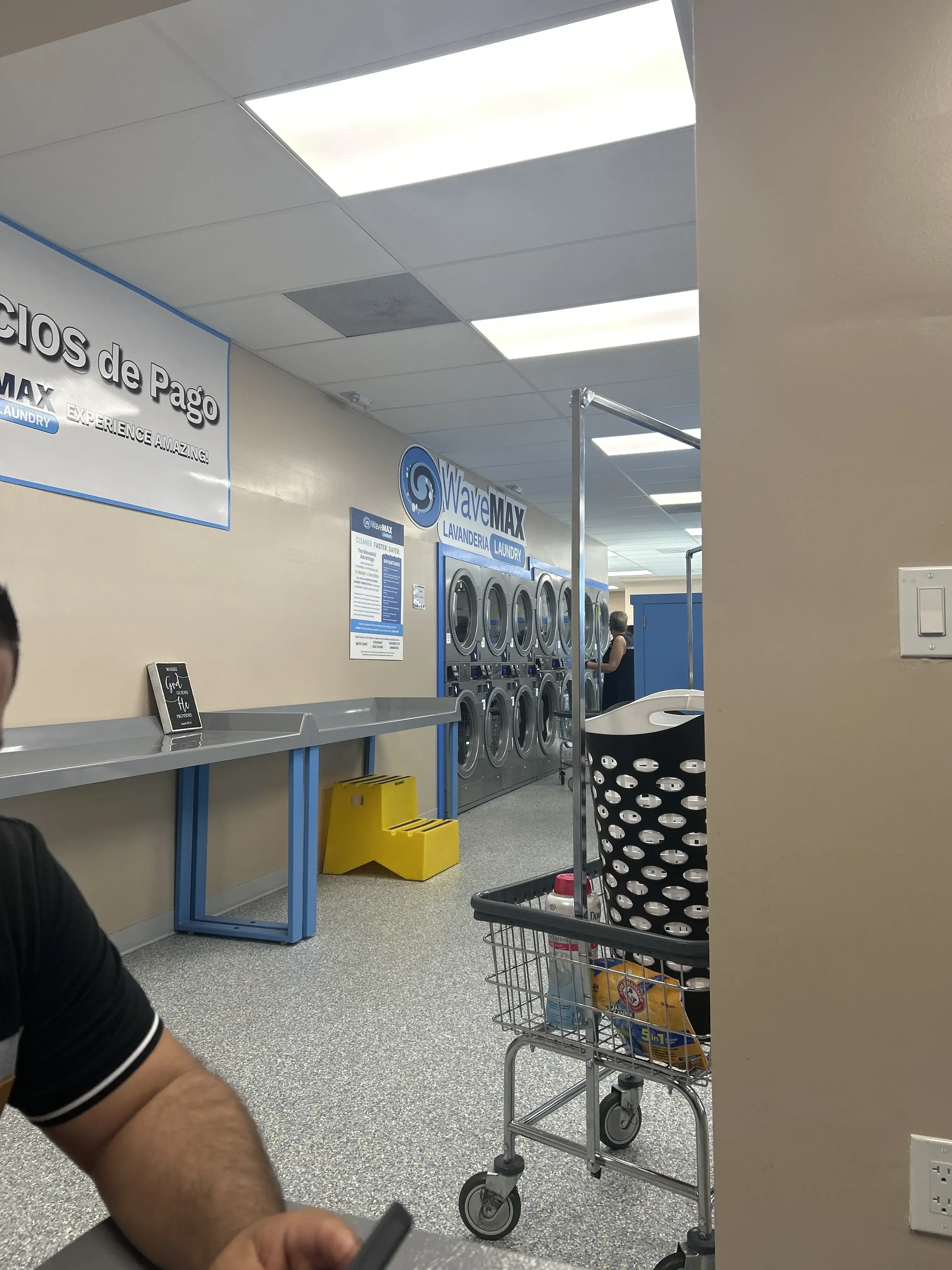 WaveMAX Laundry Hialeah, FL thumbnail 20