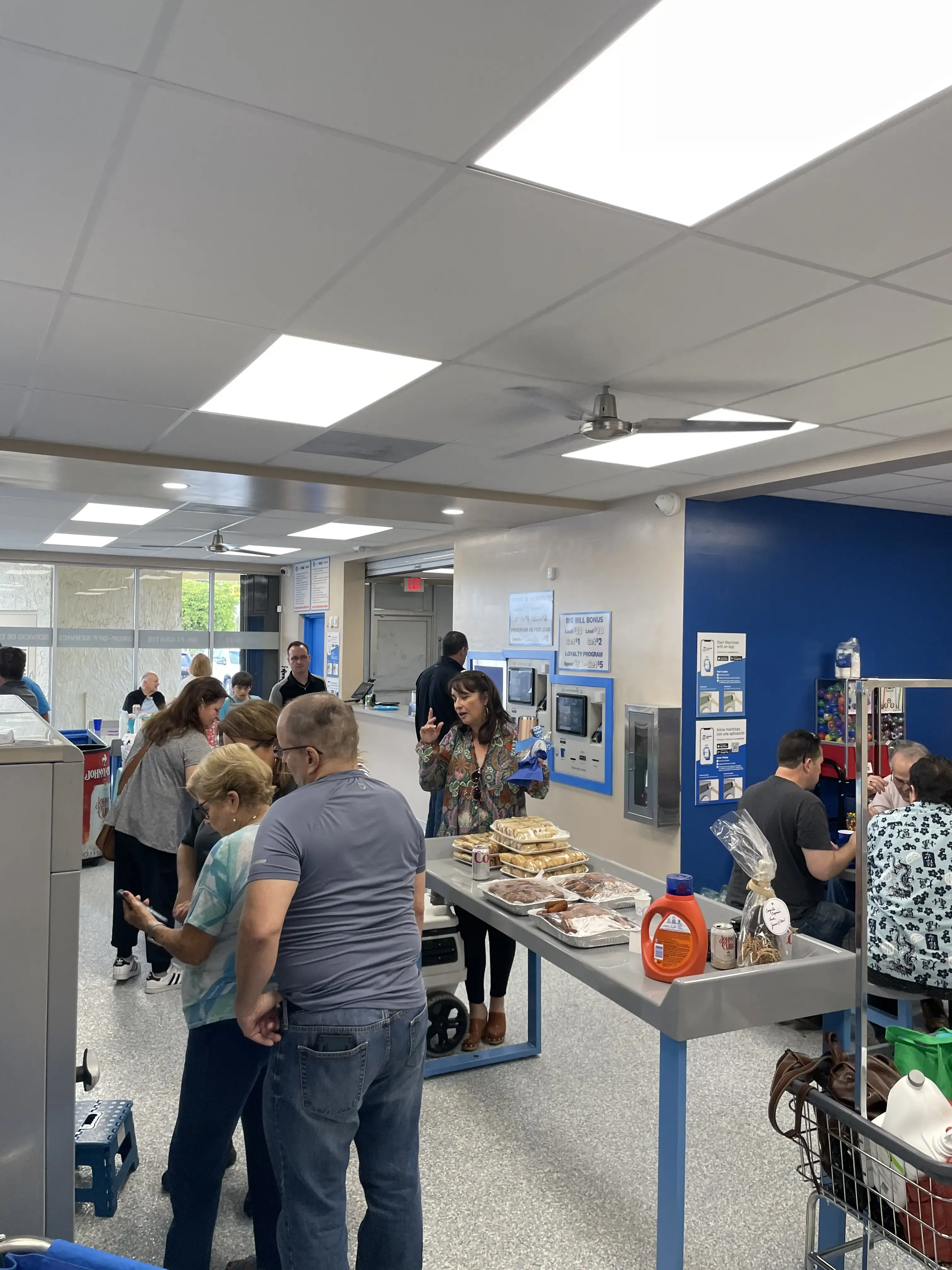 WaveMAX Laundry Hialeah, FL thumbnail 7