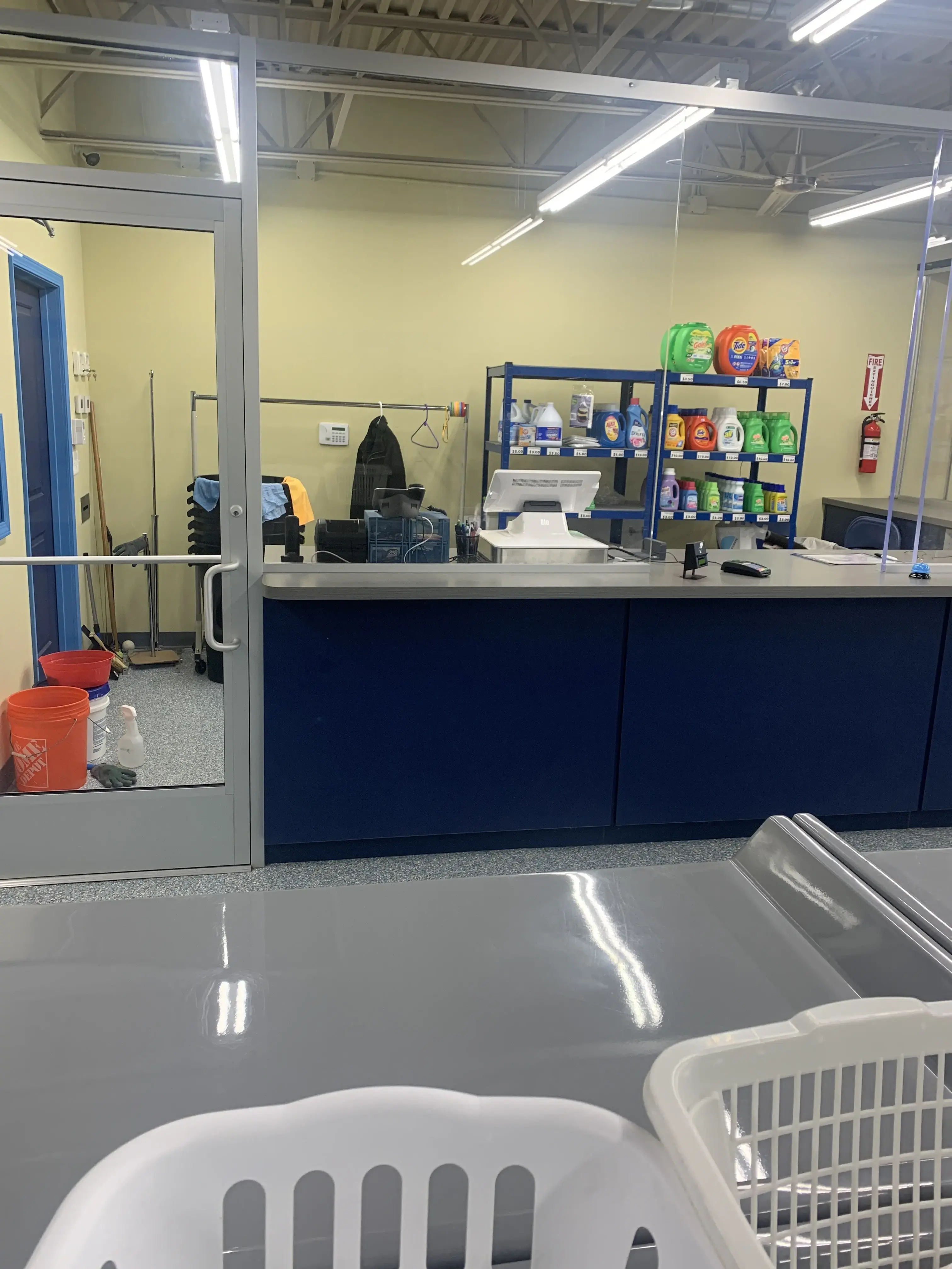 Wavemax Laundry Inkster, MI thumbnail 10