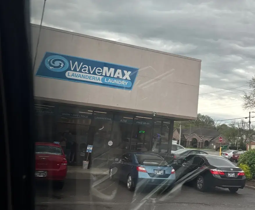 WaveMAX Laundry Knoxville - Image 3