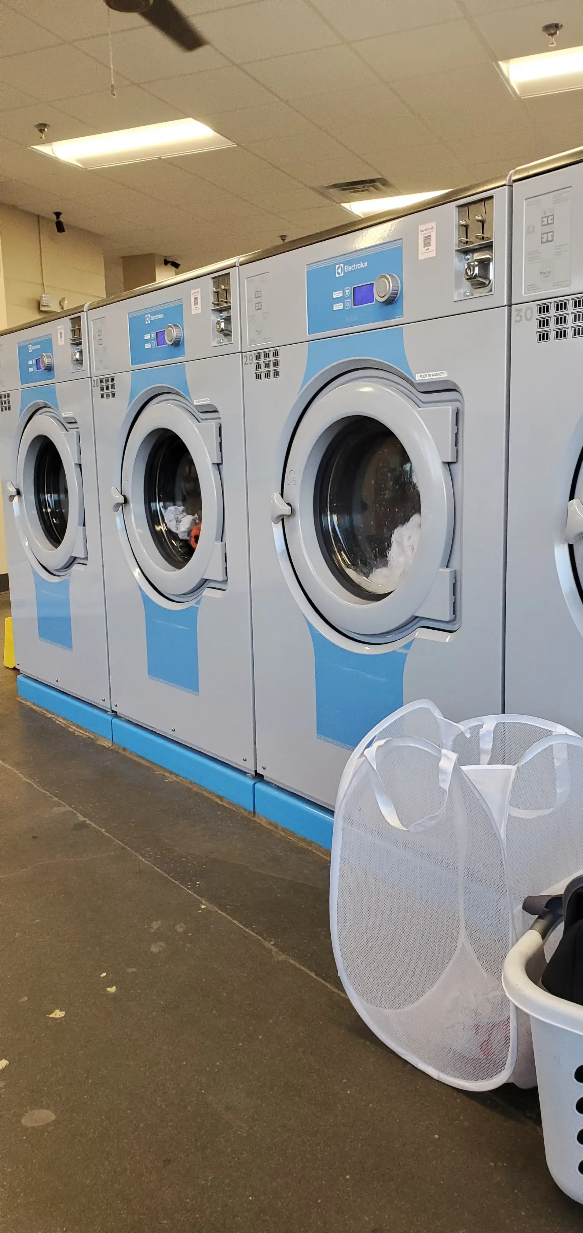 WaveMAX Laundry Knoxville thumbnail 59