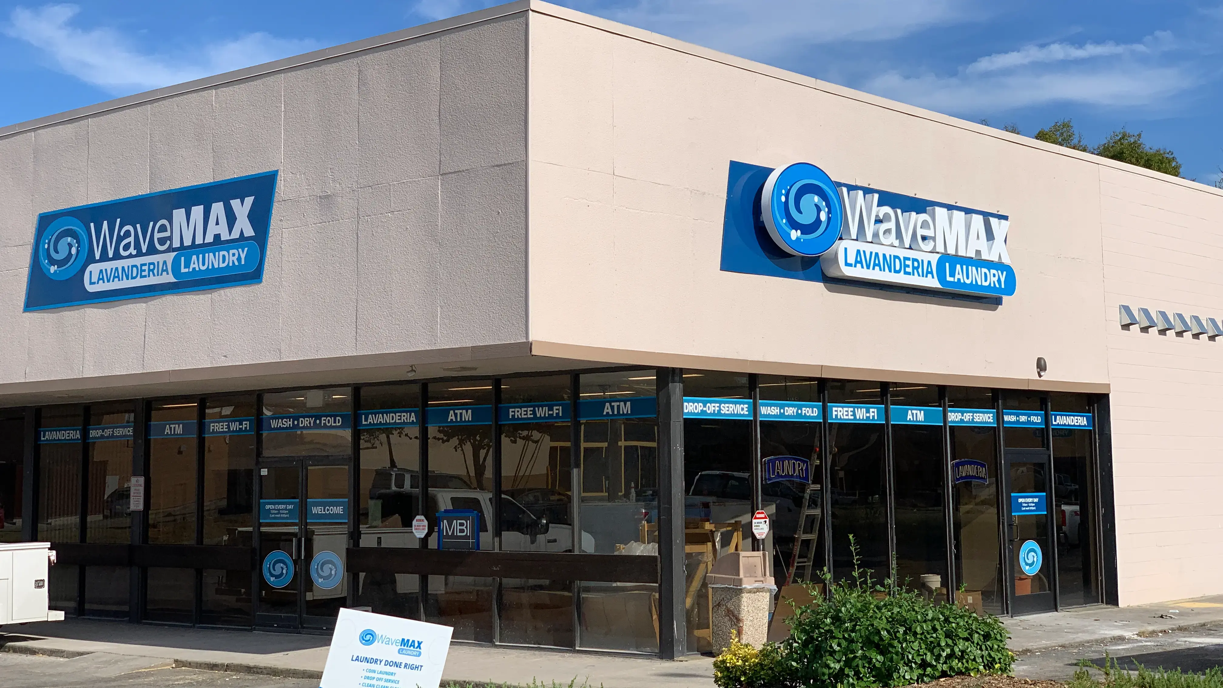 WaveMAX Laundry Knoxville thumbnail 1