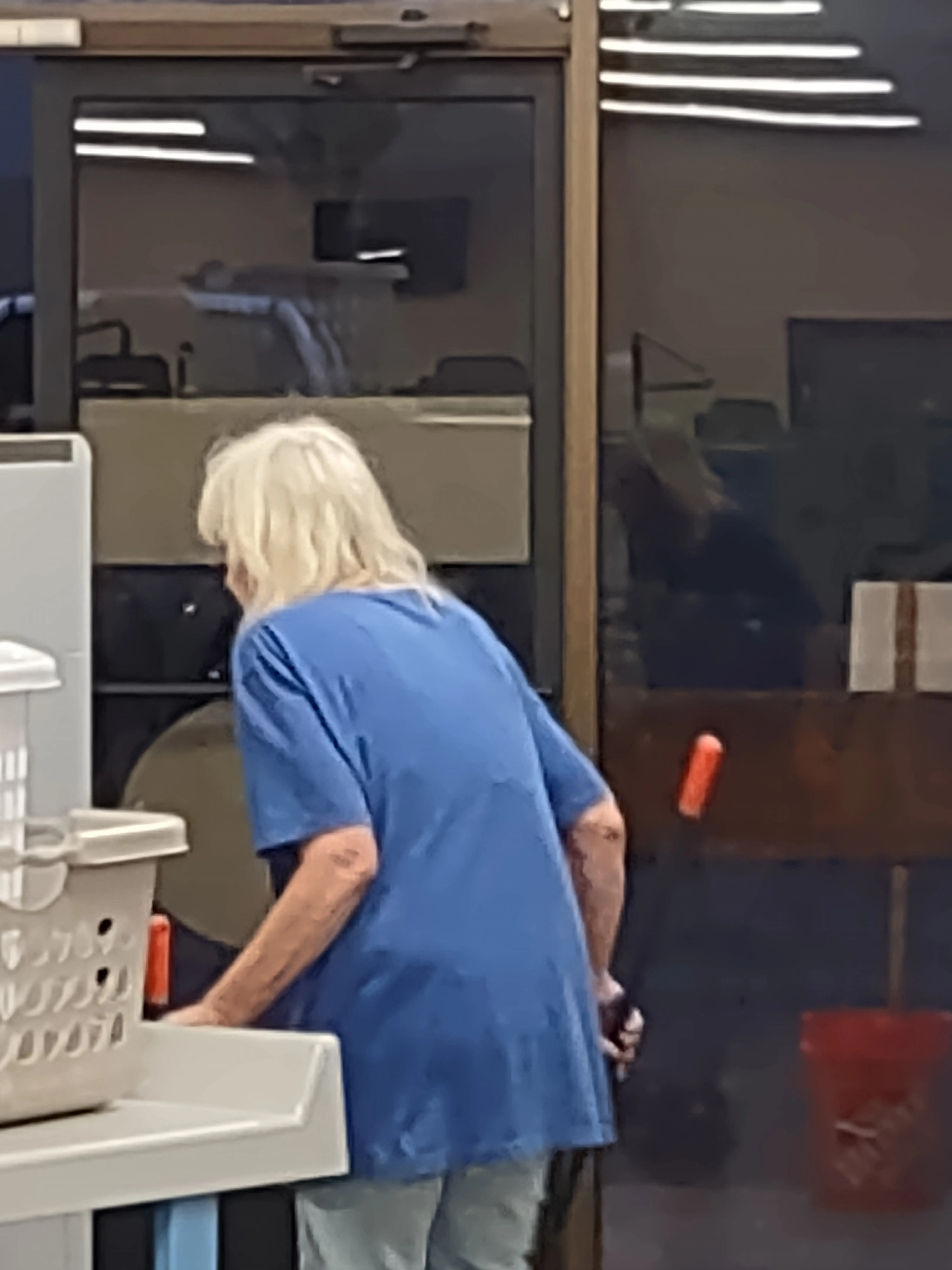 WaveMAX Laundry Knoxville thumbnail 28