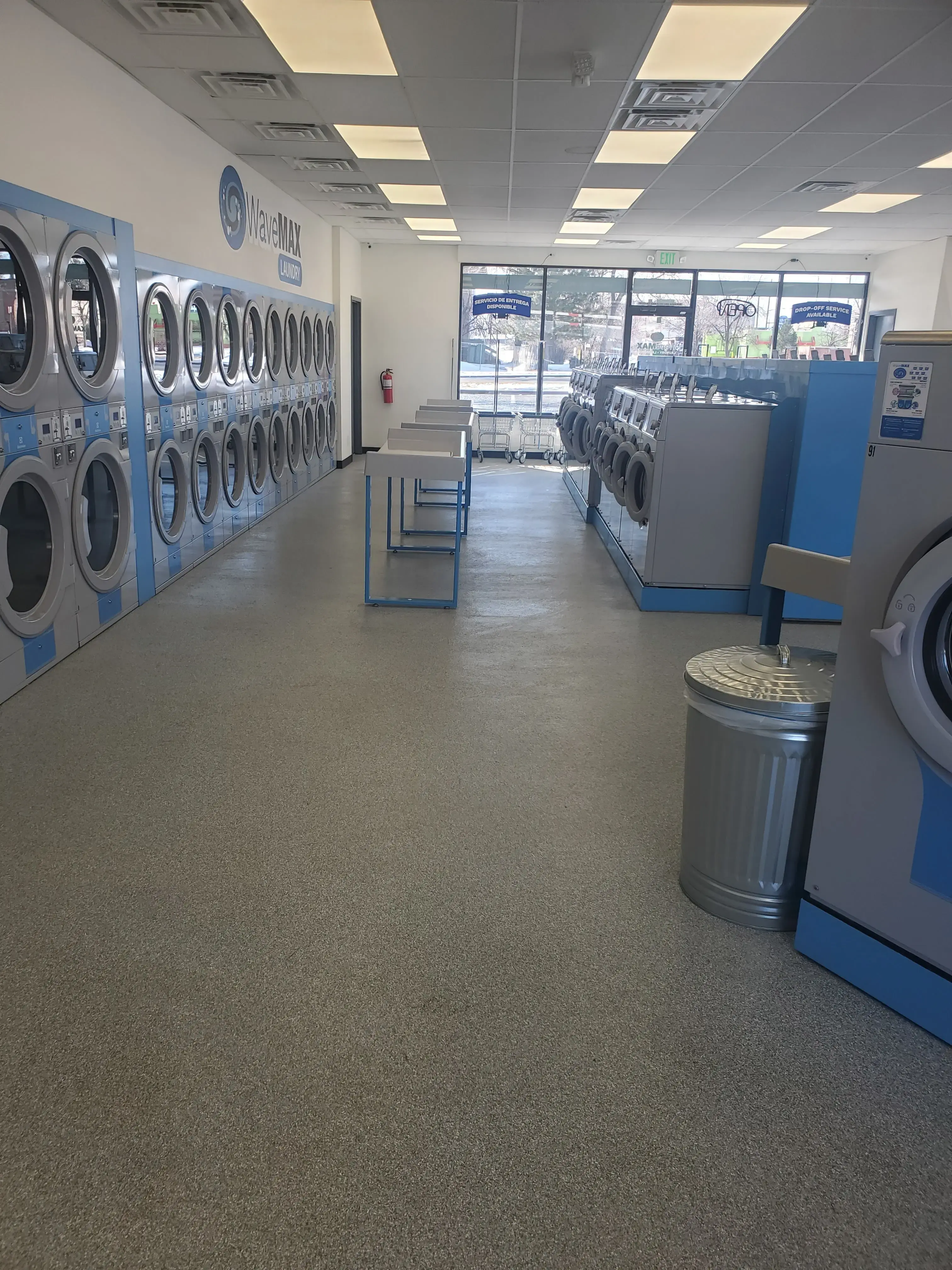 WaveMax Laundry Lakewood thumbnail 17