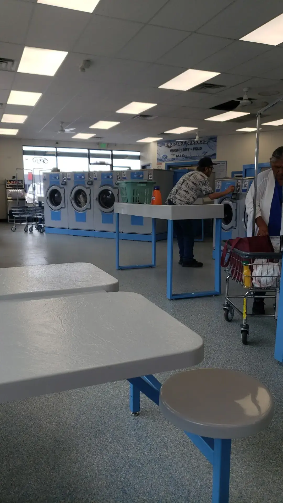 WaveMax Laundry Lakewood thumbnail 13