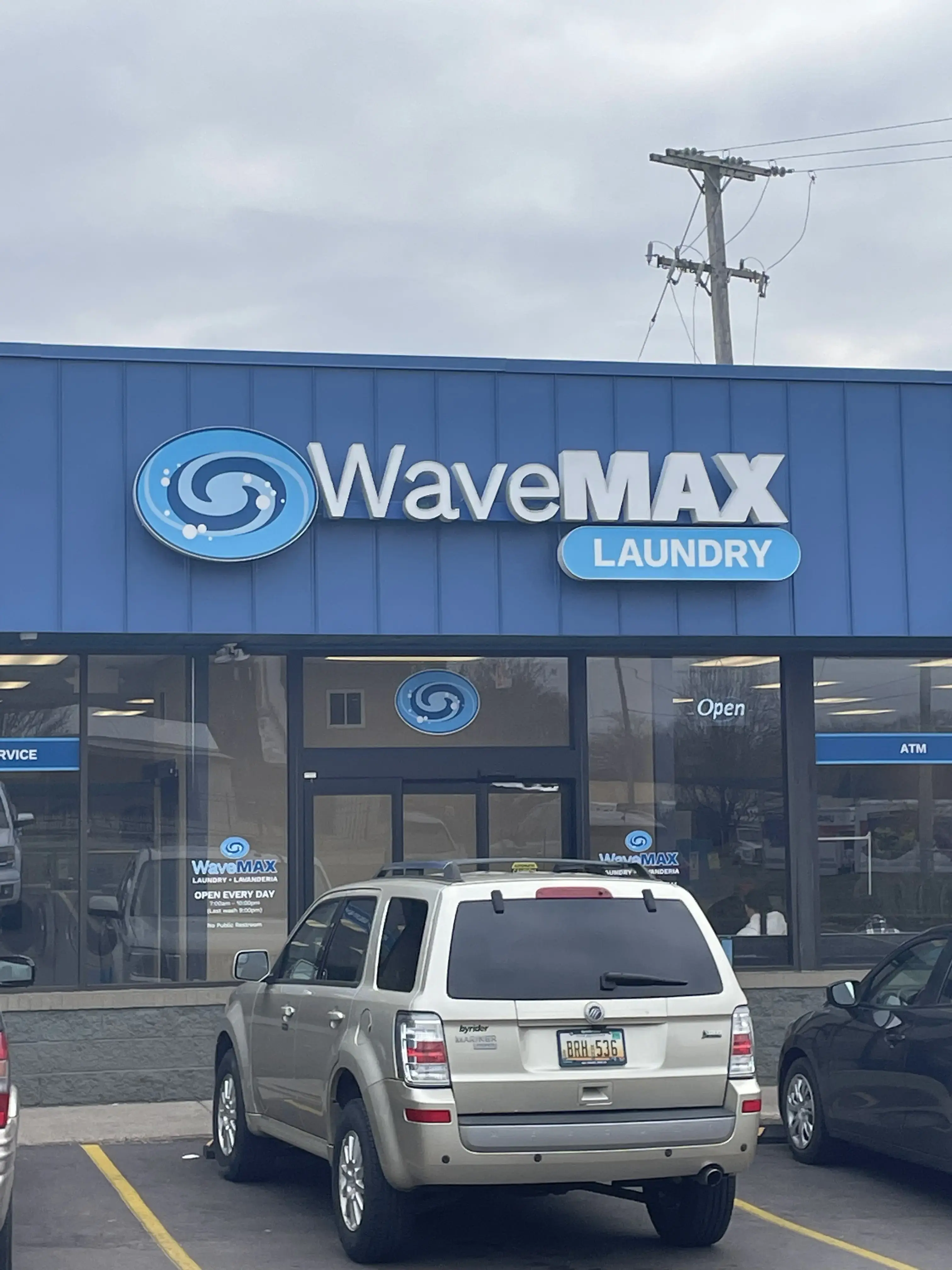 WaveMAX Laundry Lansing, MI thumbnail 2