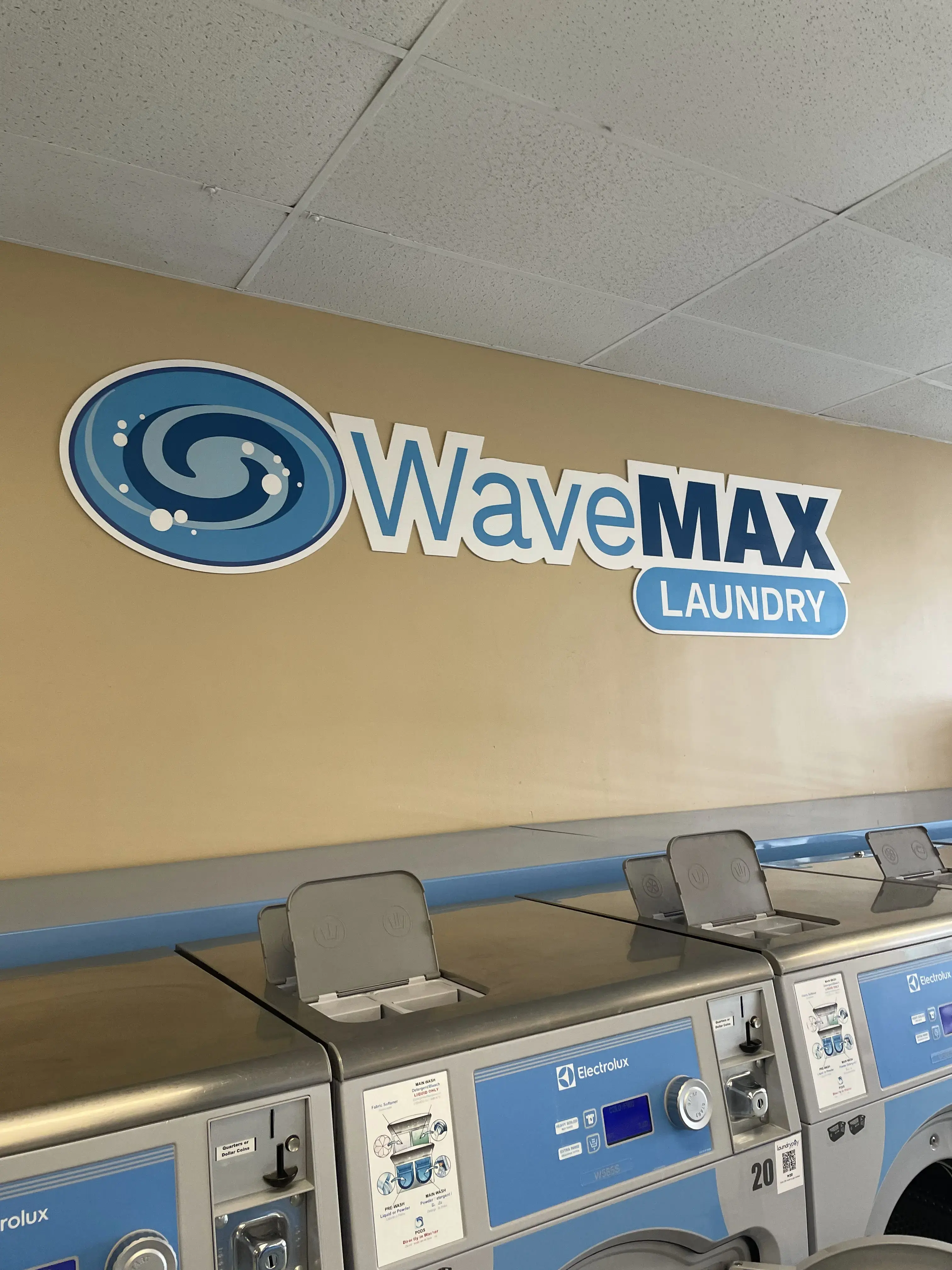 WaveMAX Laundry Lansing, MI thumbnail 19