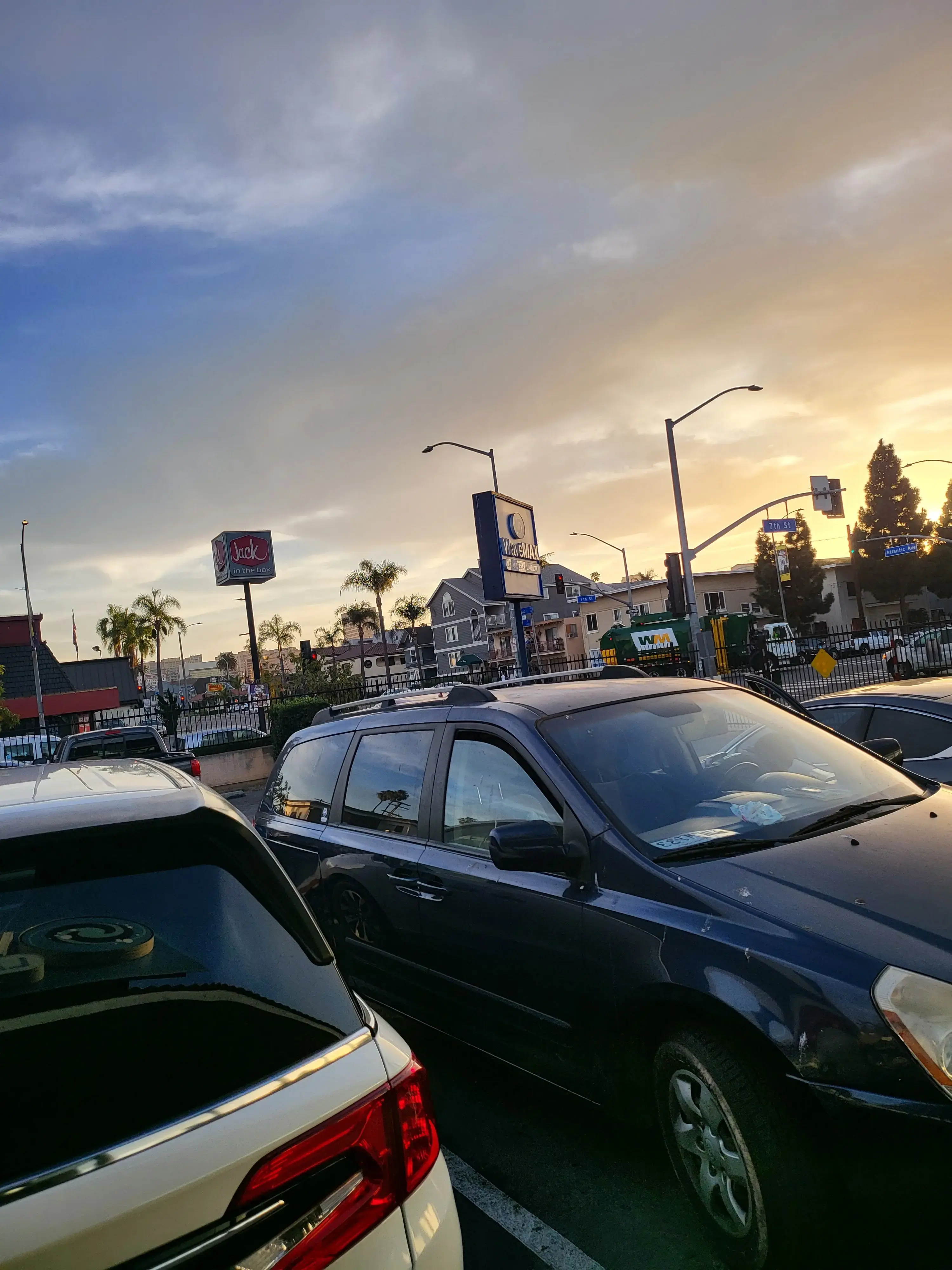 Wavemax Laundry Long Beach, CA thumbnail 17