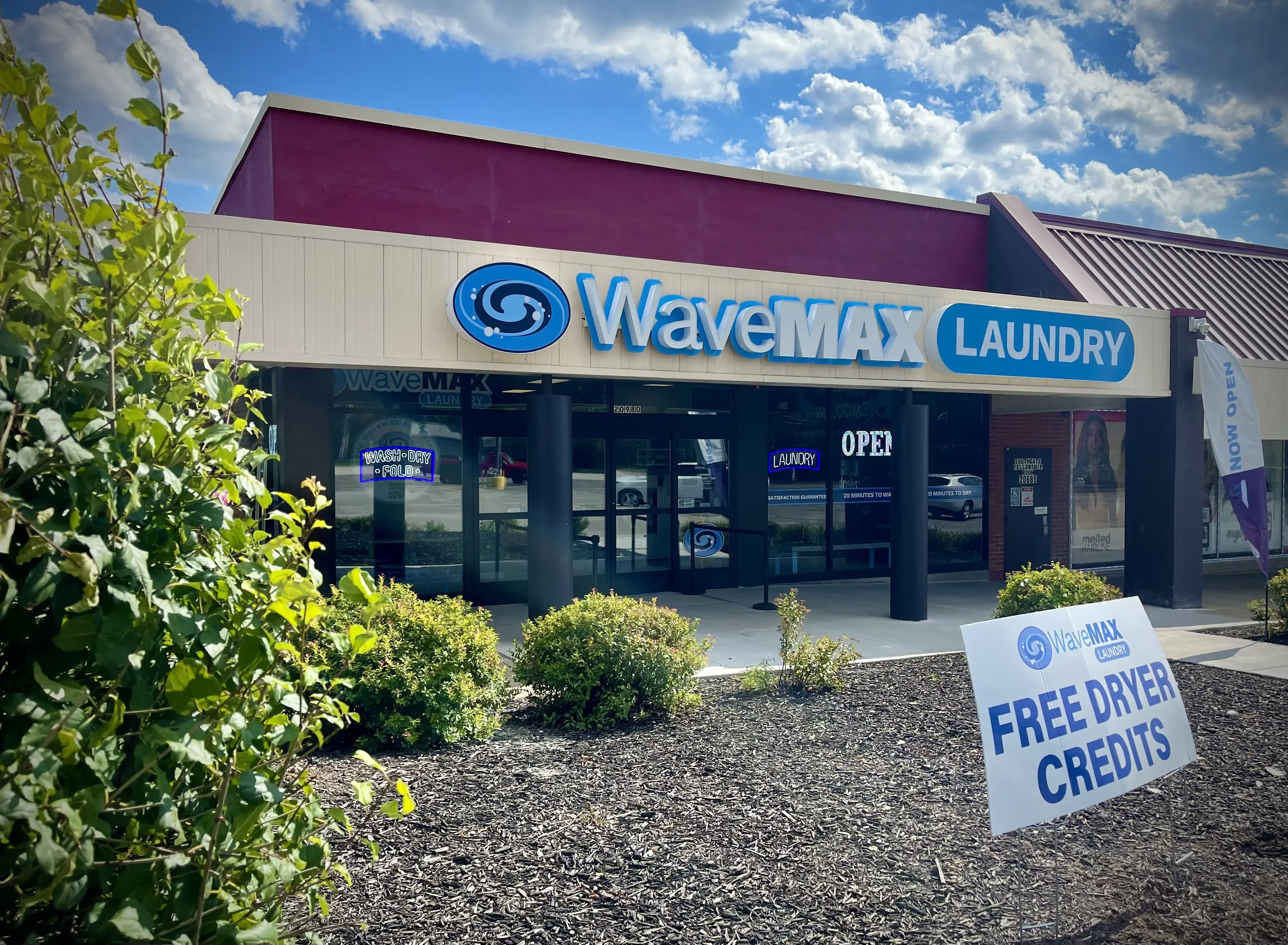Wavemax Laundry Maple Heights, OH thumbnail 3