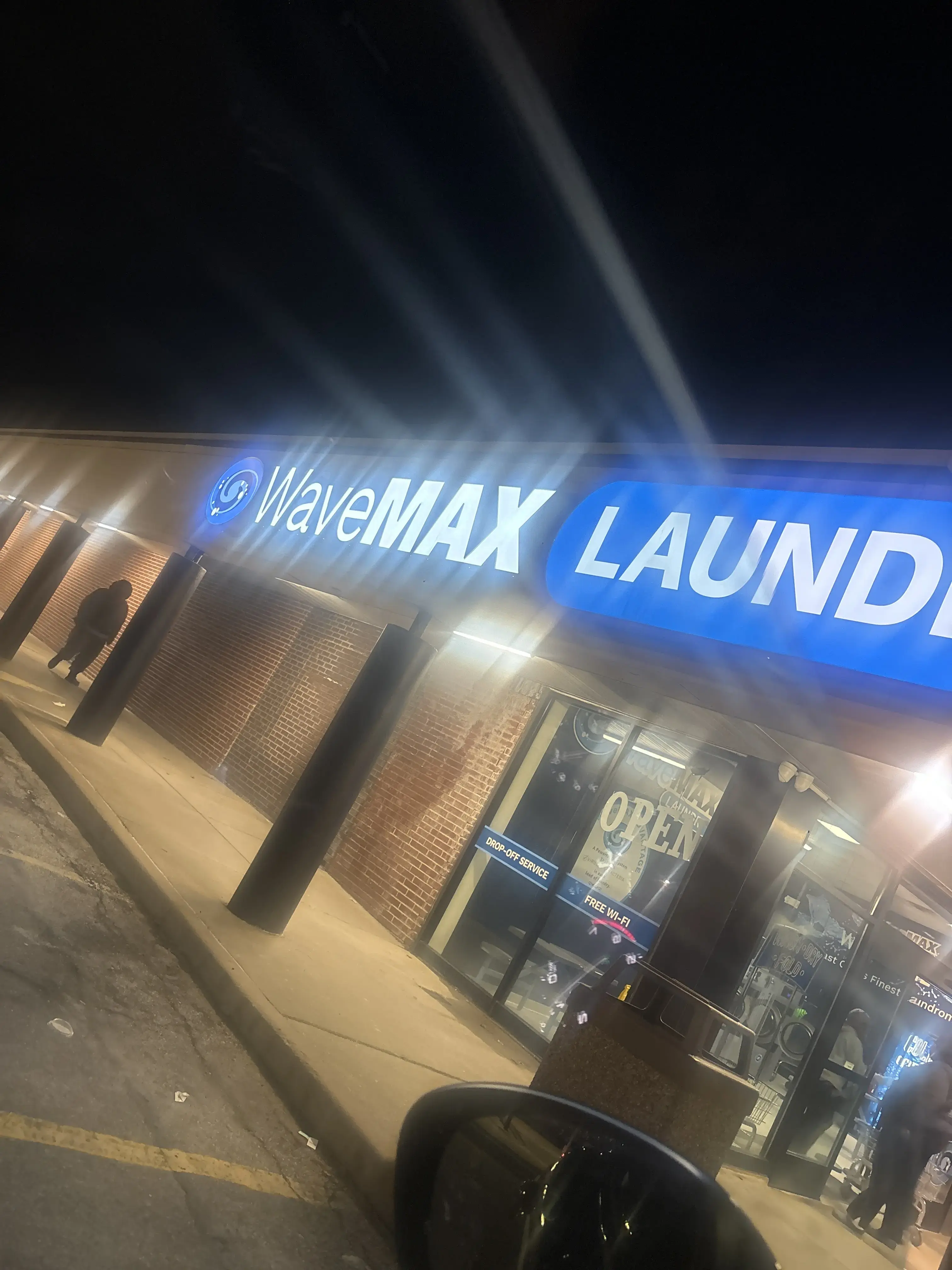 Wavemax Laundry Maple Heights, OH - Image 6