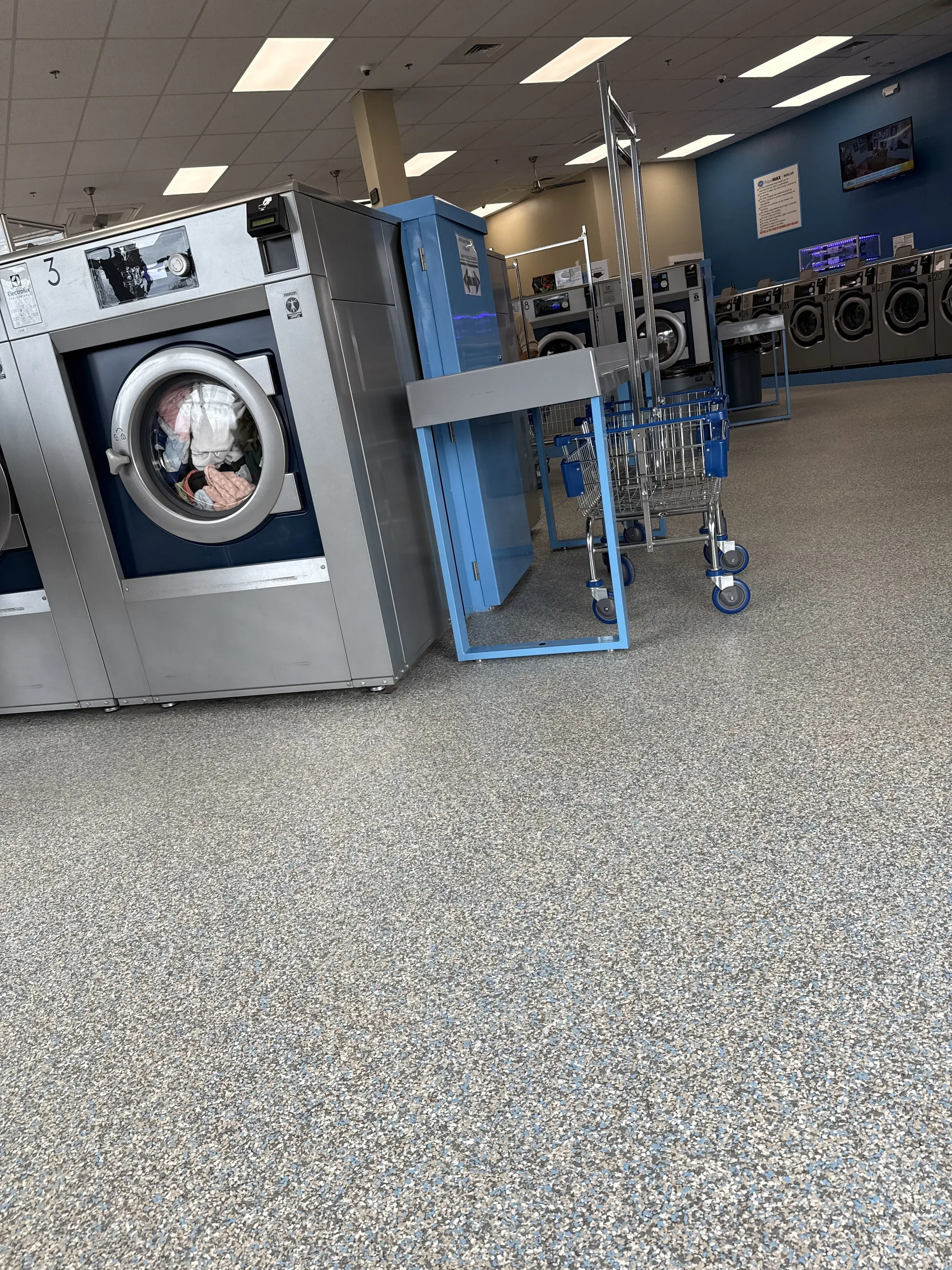 Wavemax Laundry New Haven, CT location
