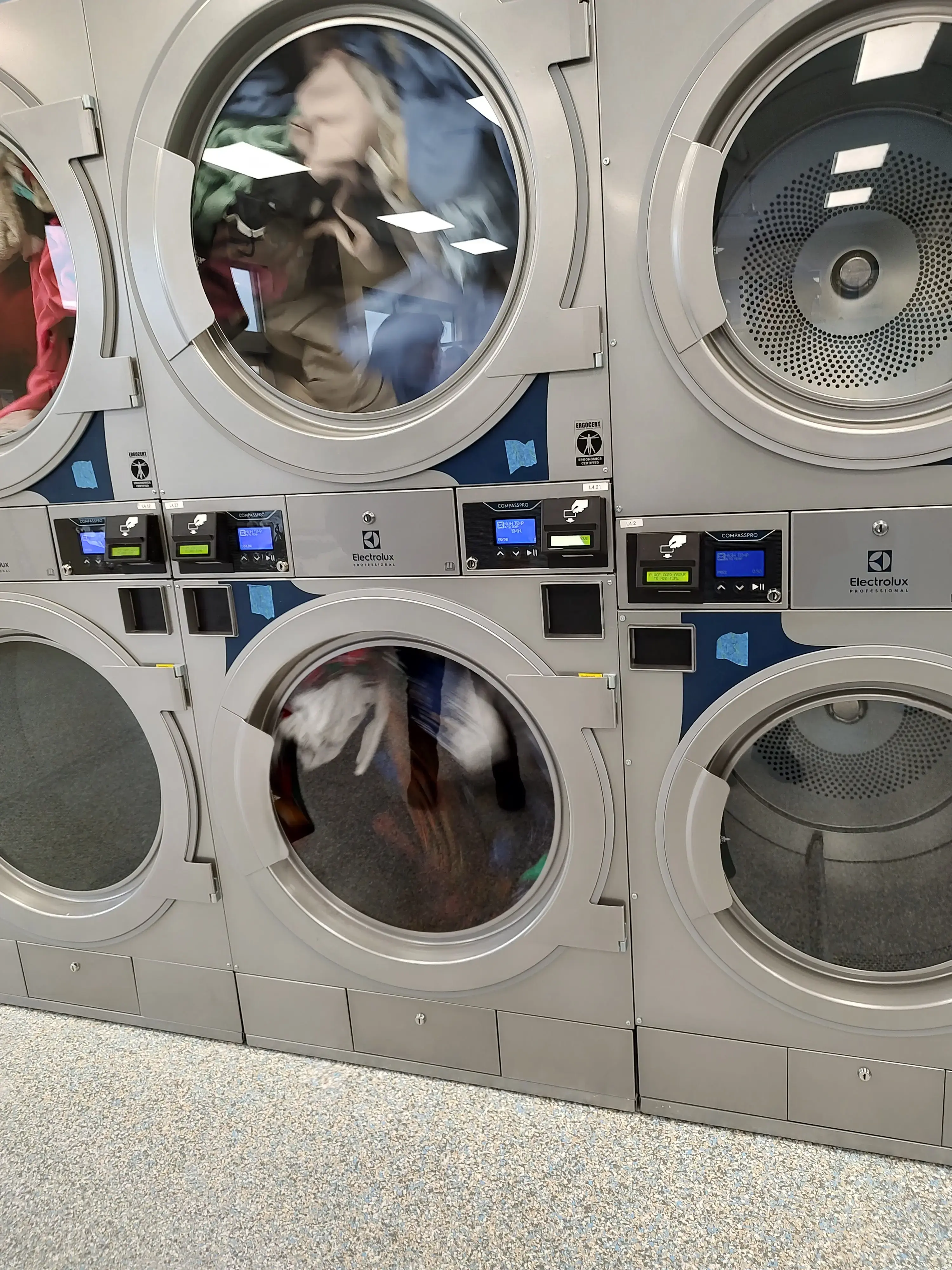Wavemax Laundry New Haven, CT - Image 12