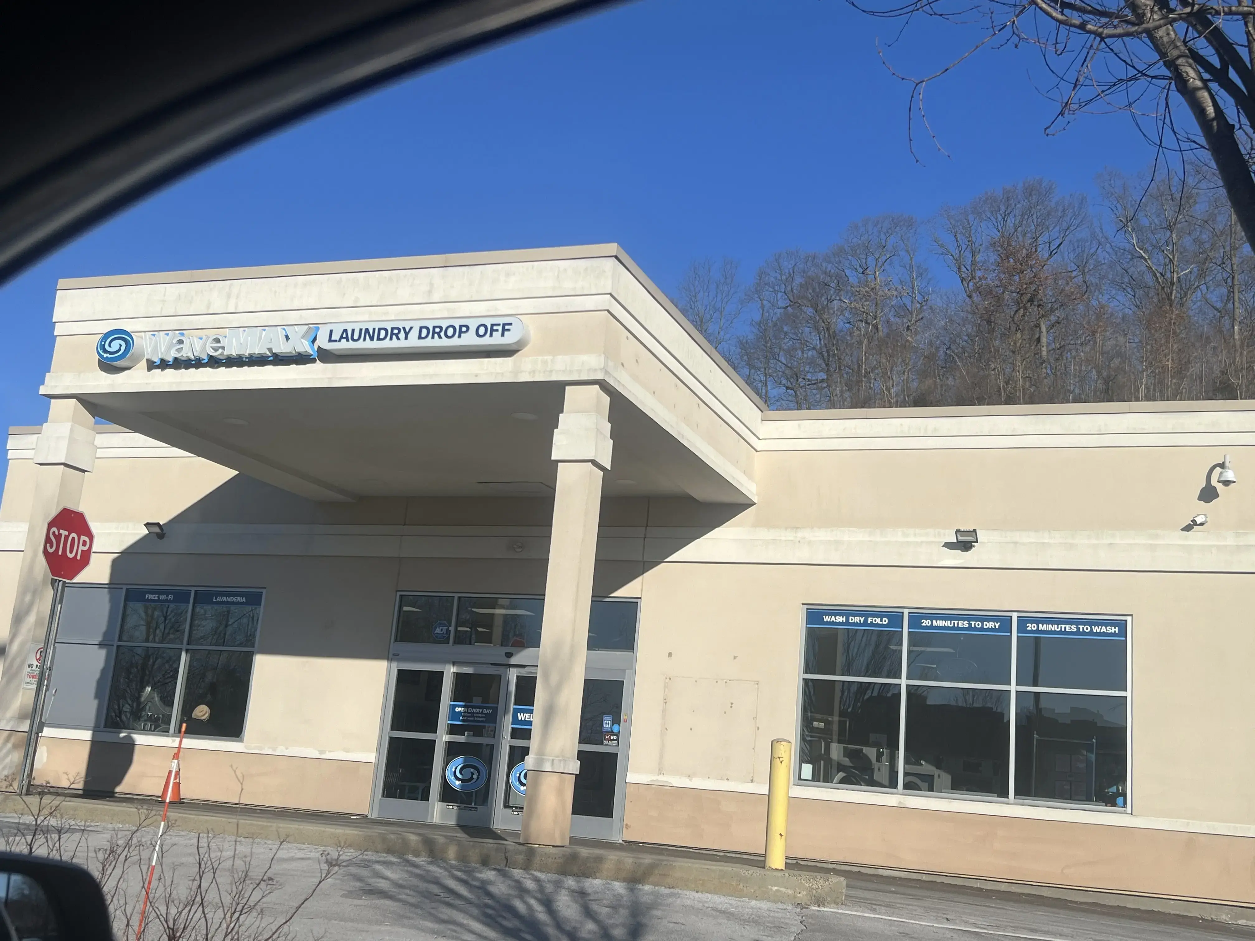 Wavemax Laundry New Haven, CT - Image 4