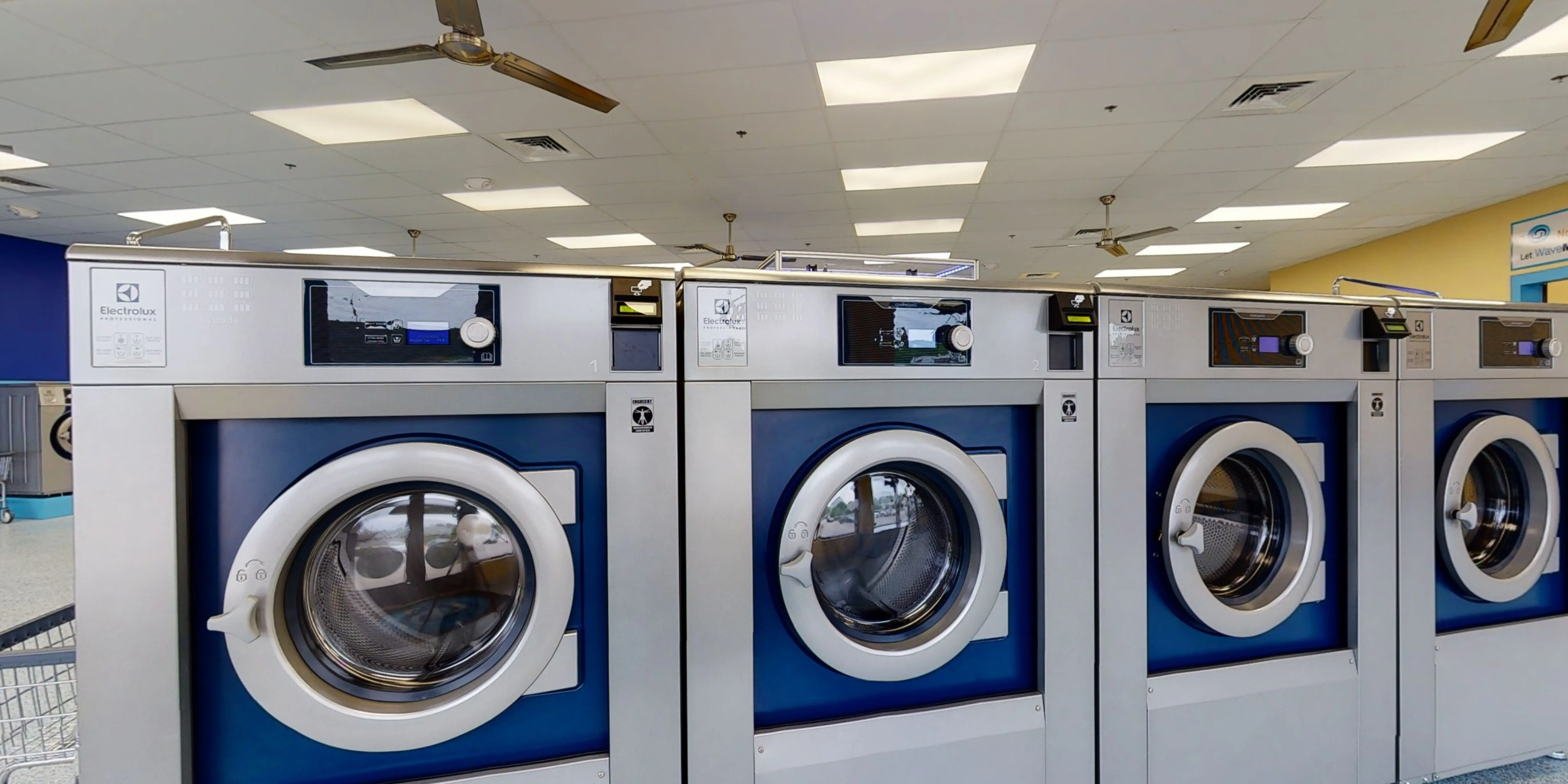 WaveMax Laundry Omaha, NE - Image 18