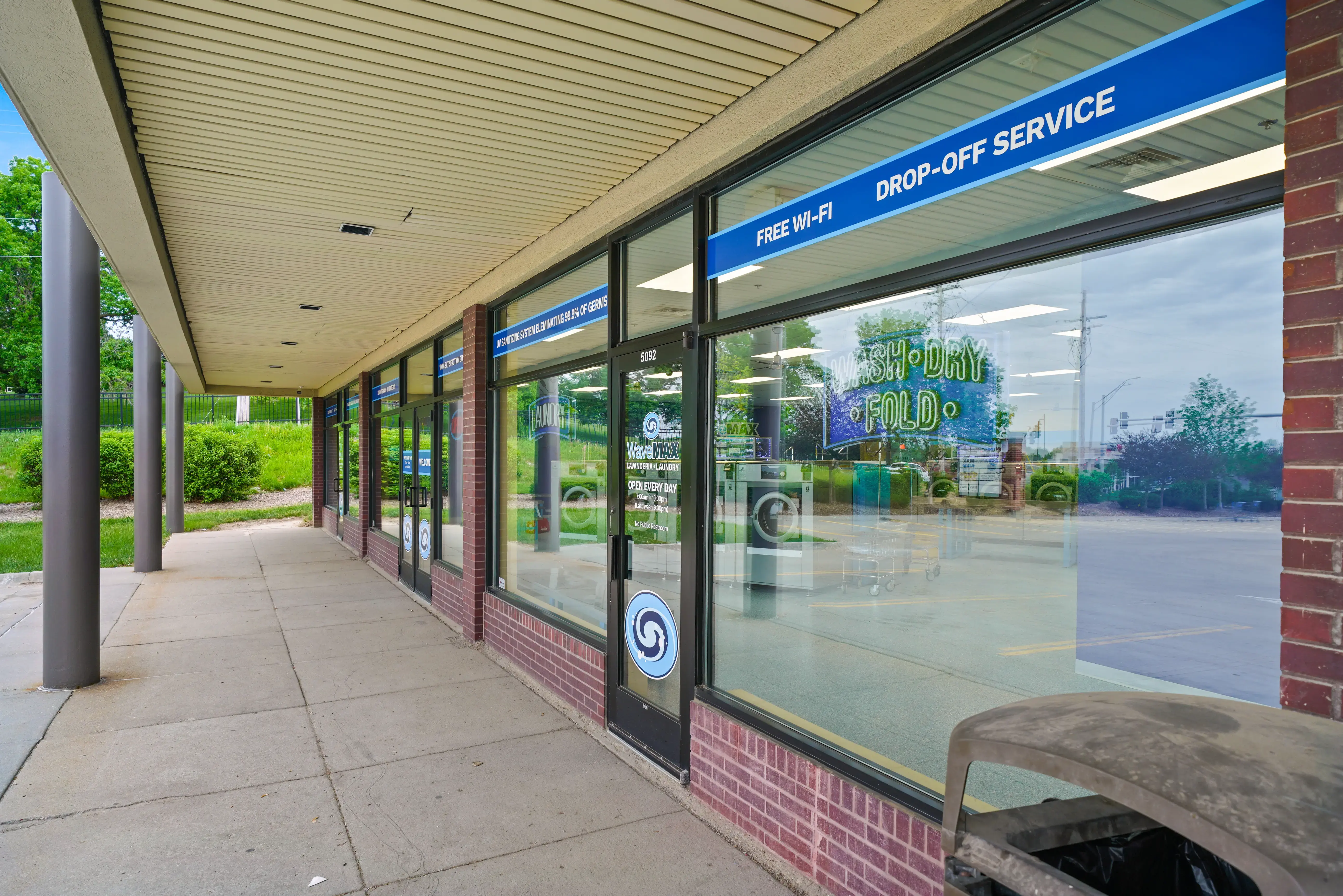 WaveMax Laundry Omaha, NE - Image 4