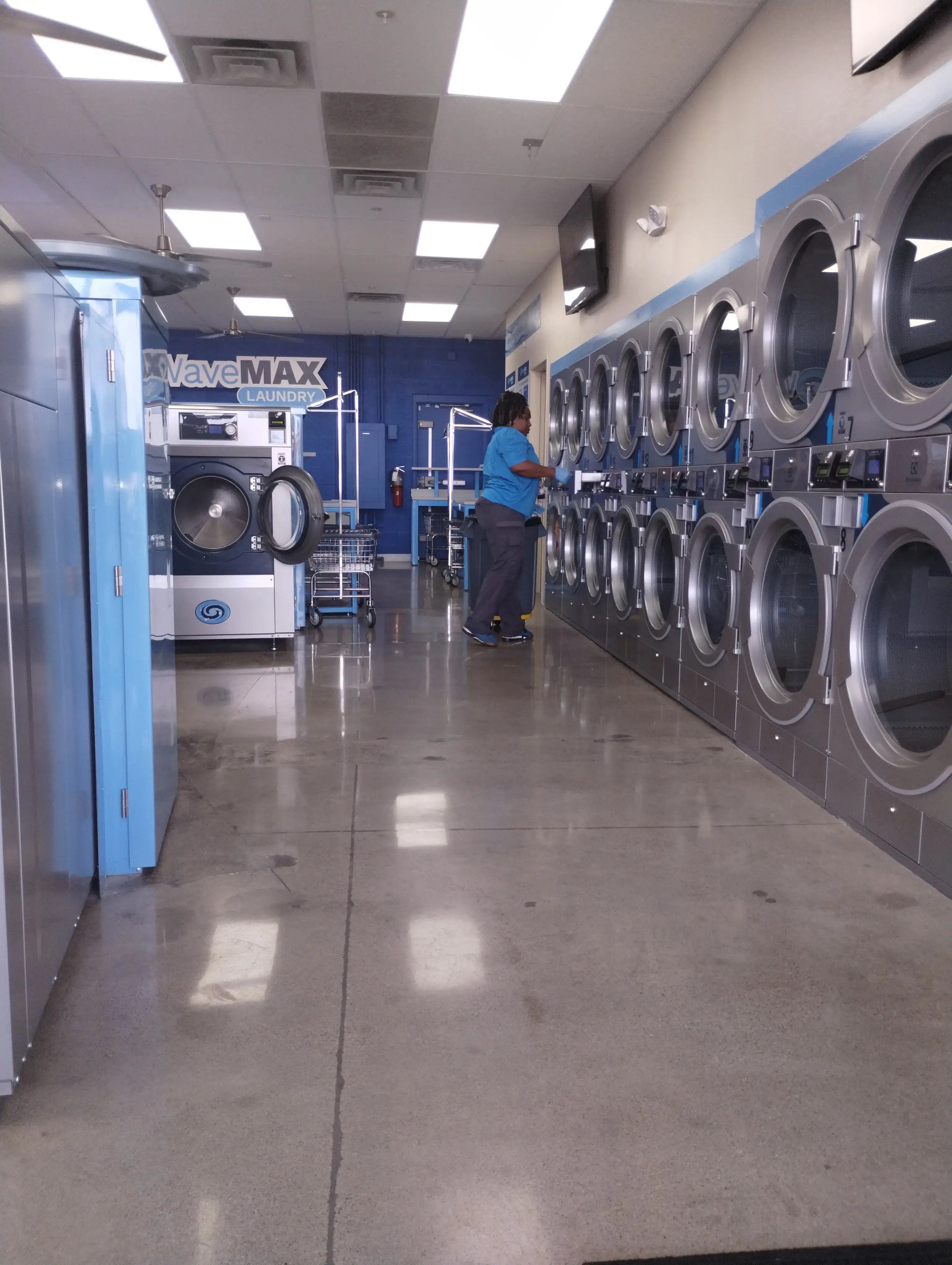 Wavemax Laundry Peoria AZ - Image 14