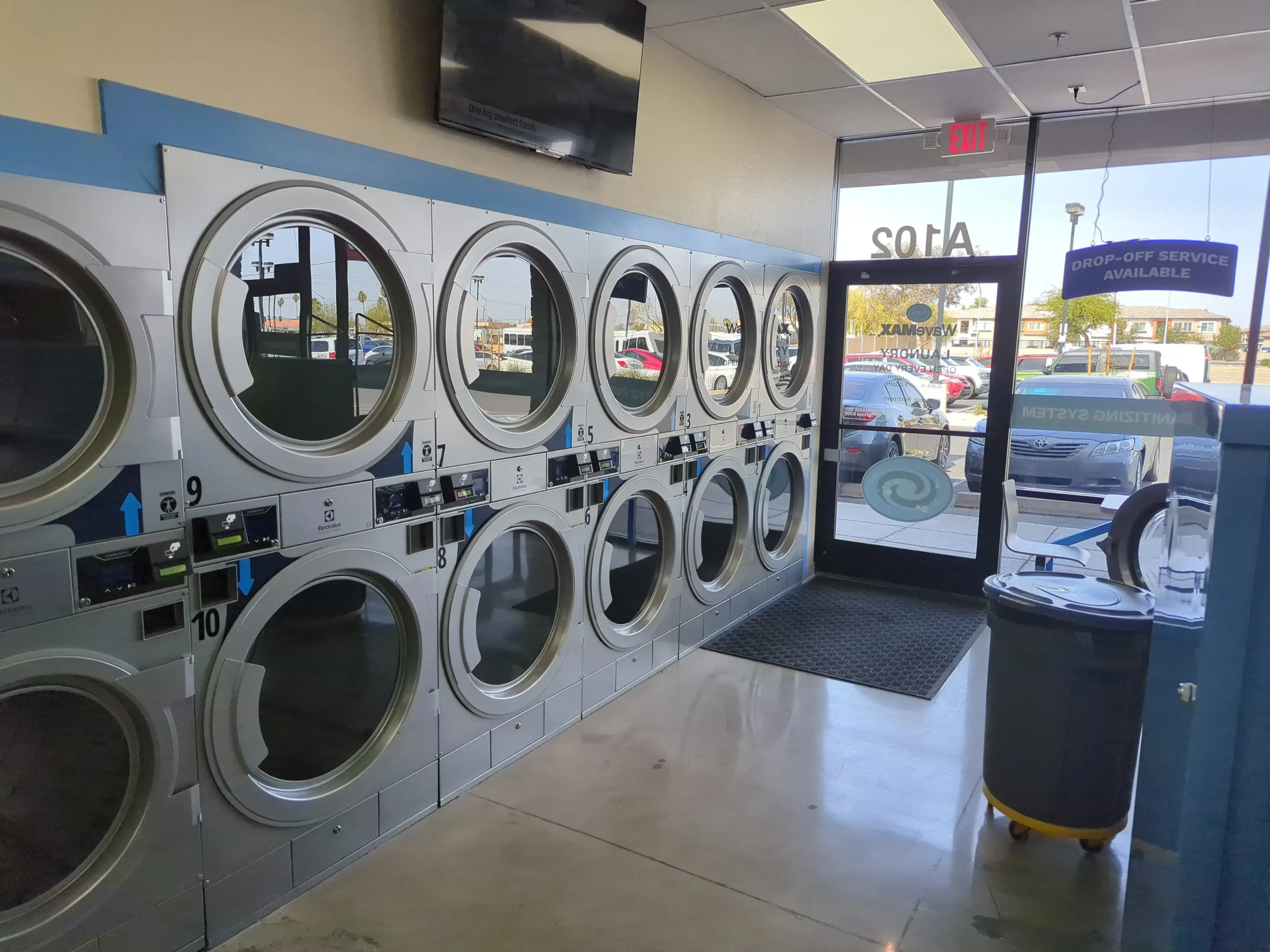 Wavemax Laundry Peoria AZ - Image 19