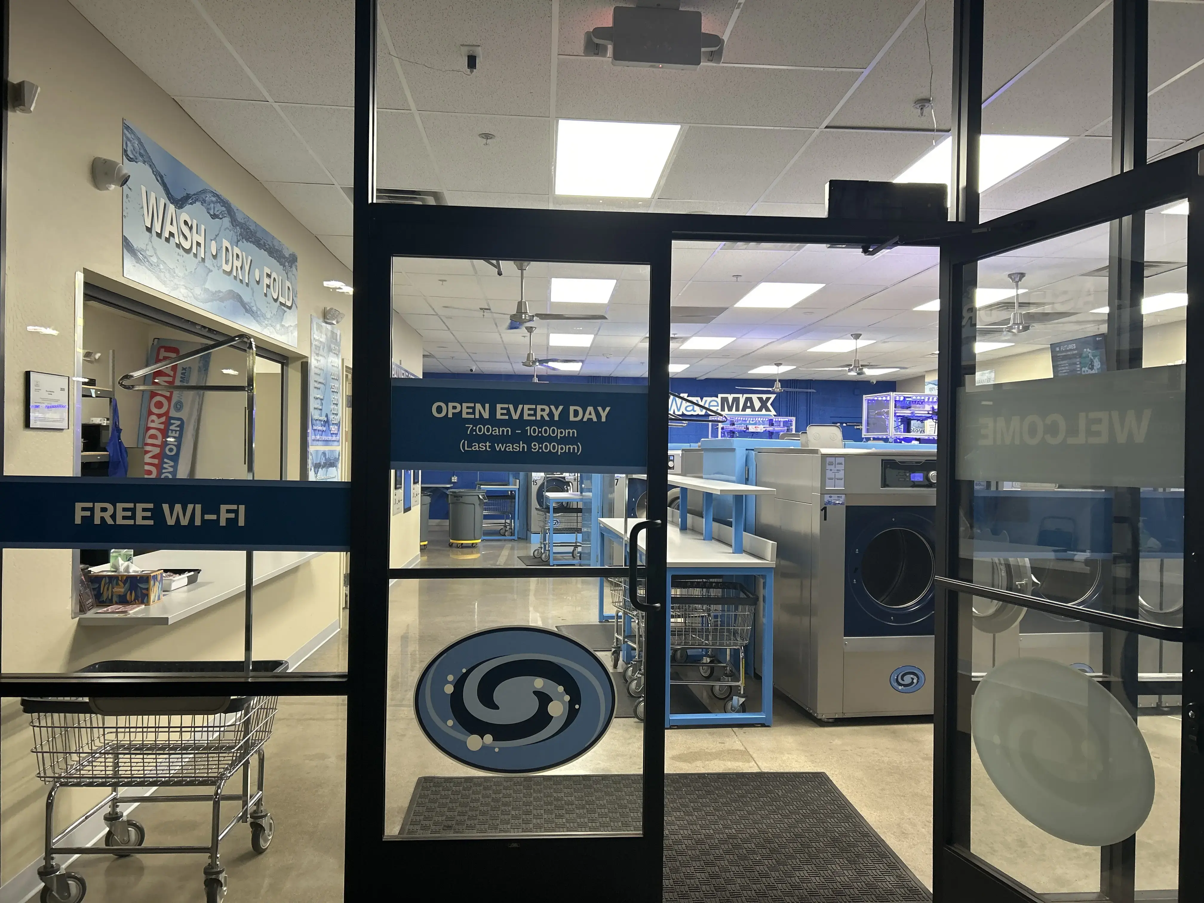 Wavemax Laundry Peoria AZ - Image 2