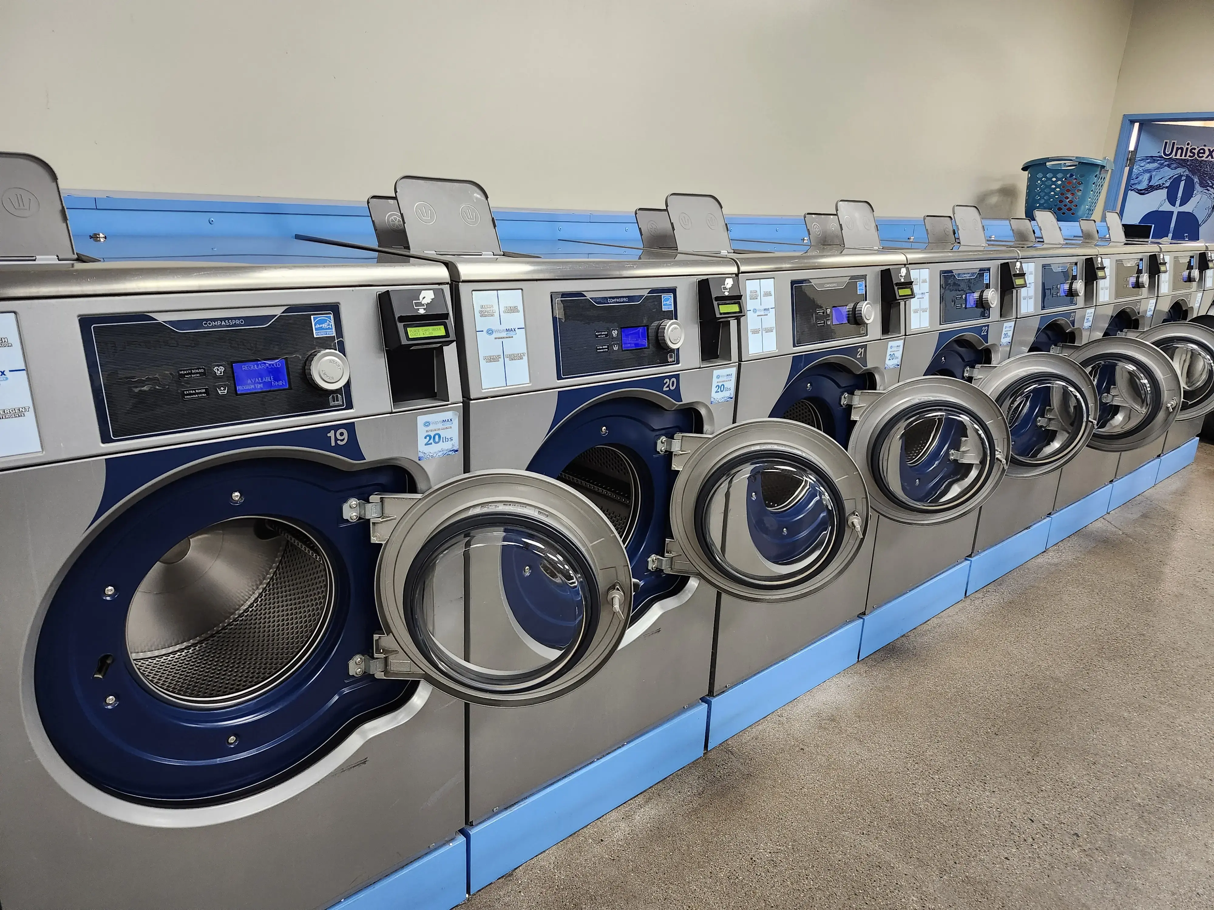 WaveMAX Laundry Phoenix, AZ thumbnail 4