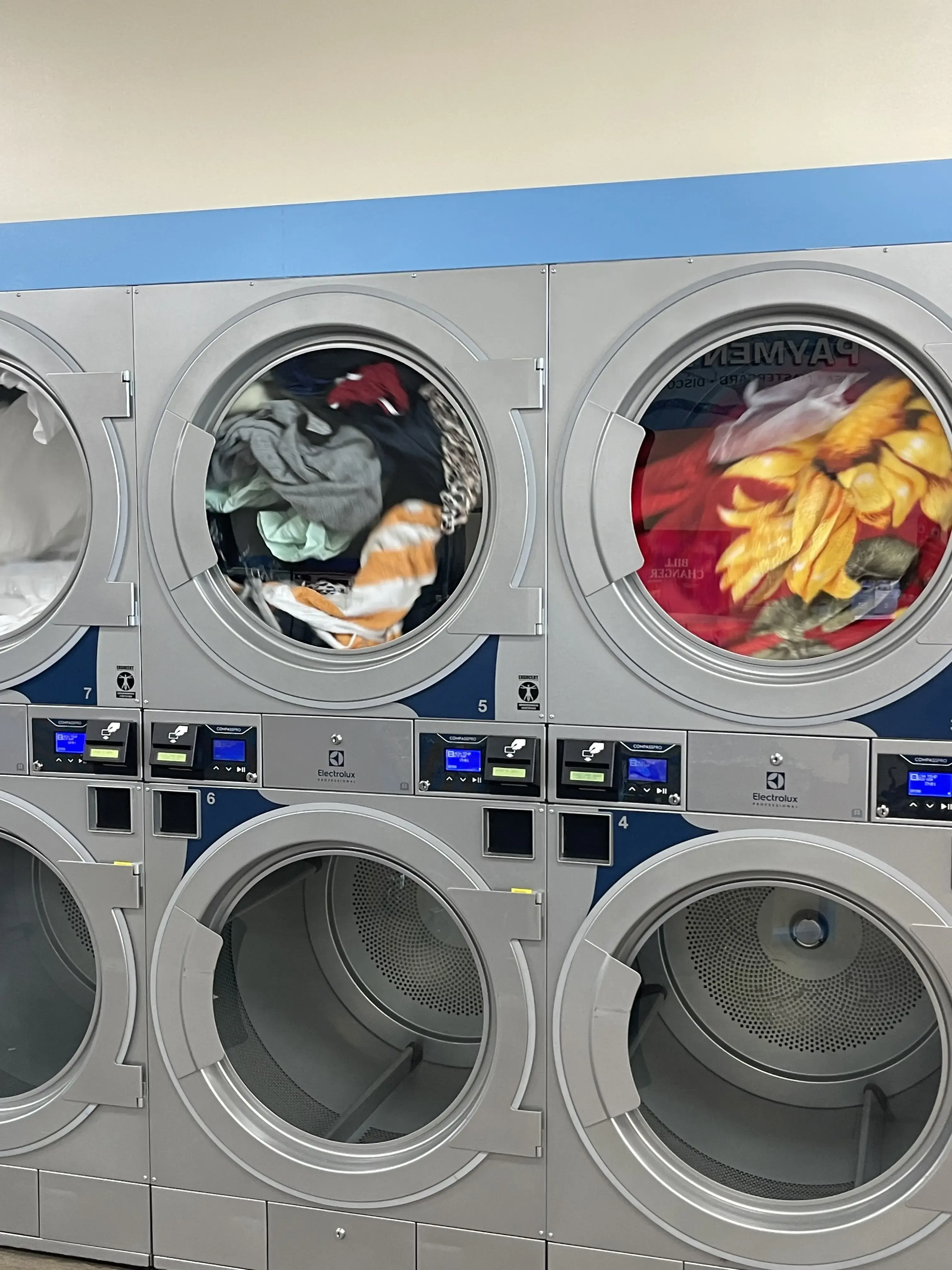 WaveMAX Laundry Phoenix, AZ - Image 19