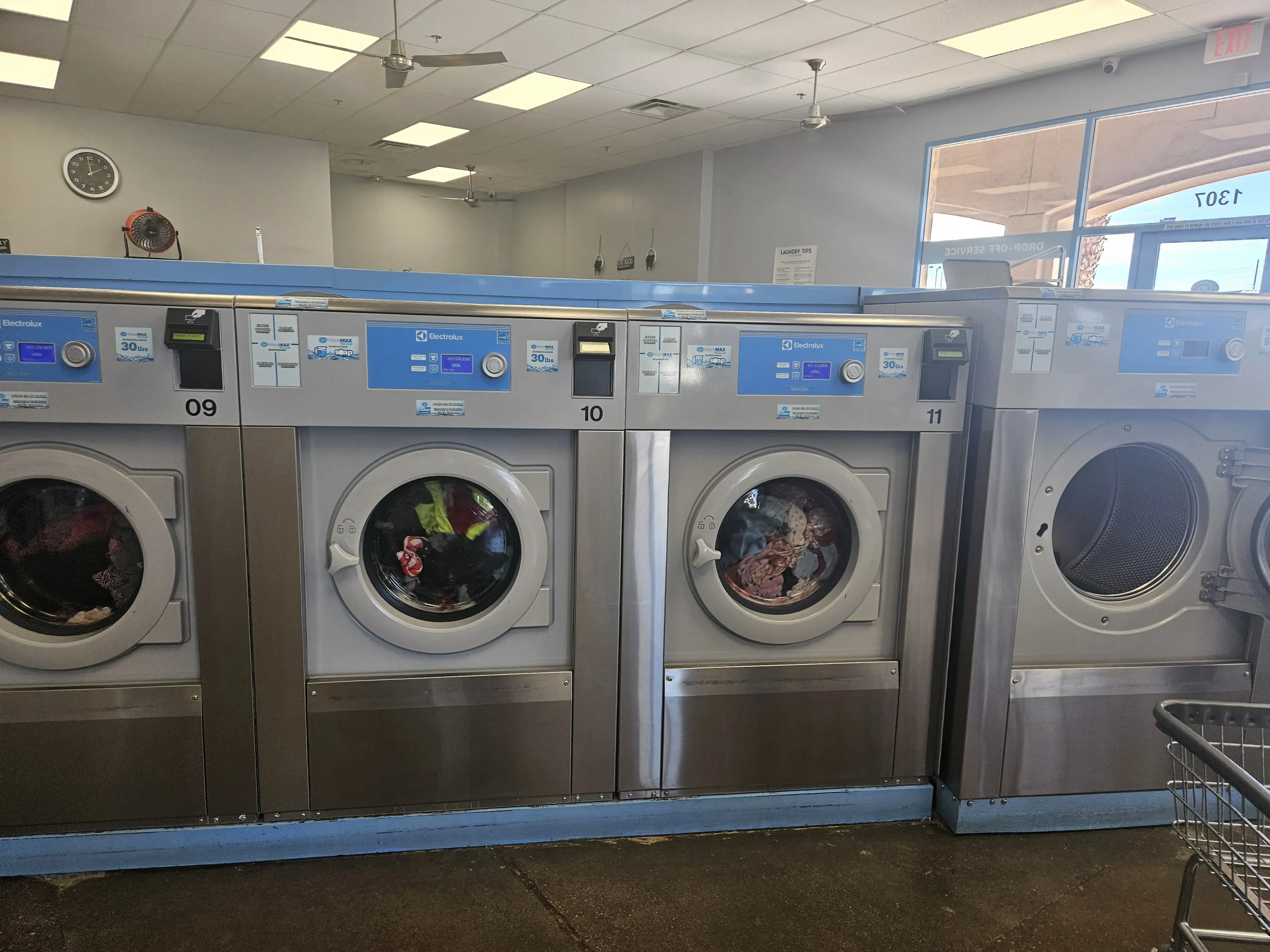 Wavemax Laundry Phoenix, AZ - Image 3