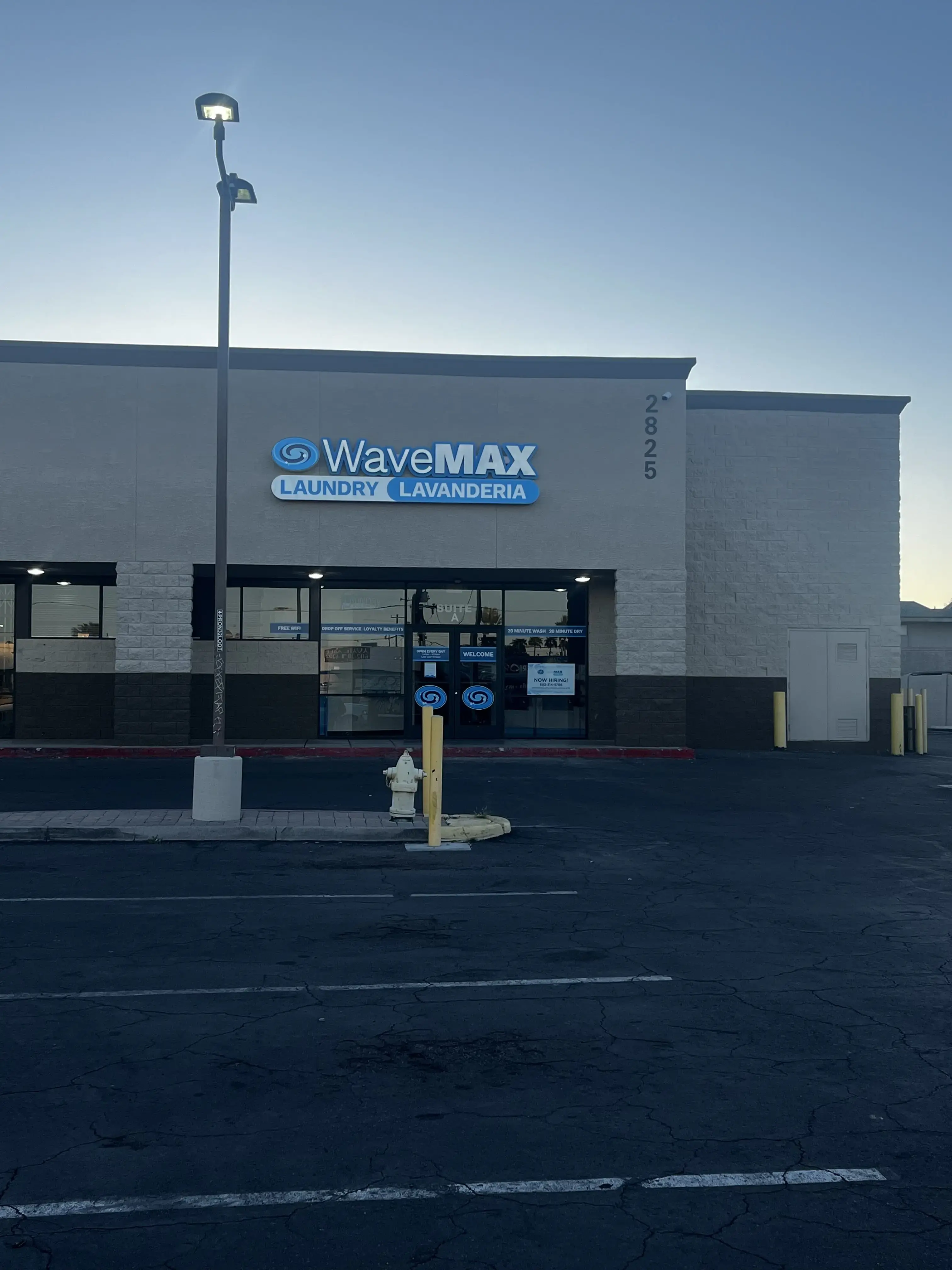 WaveMAX Laundry Phoenix, AZ - Image 10