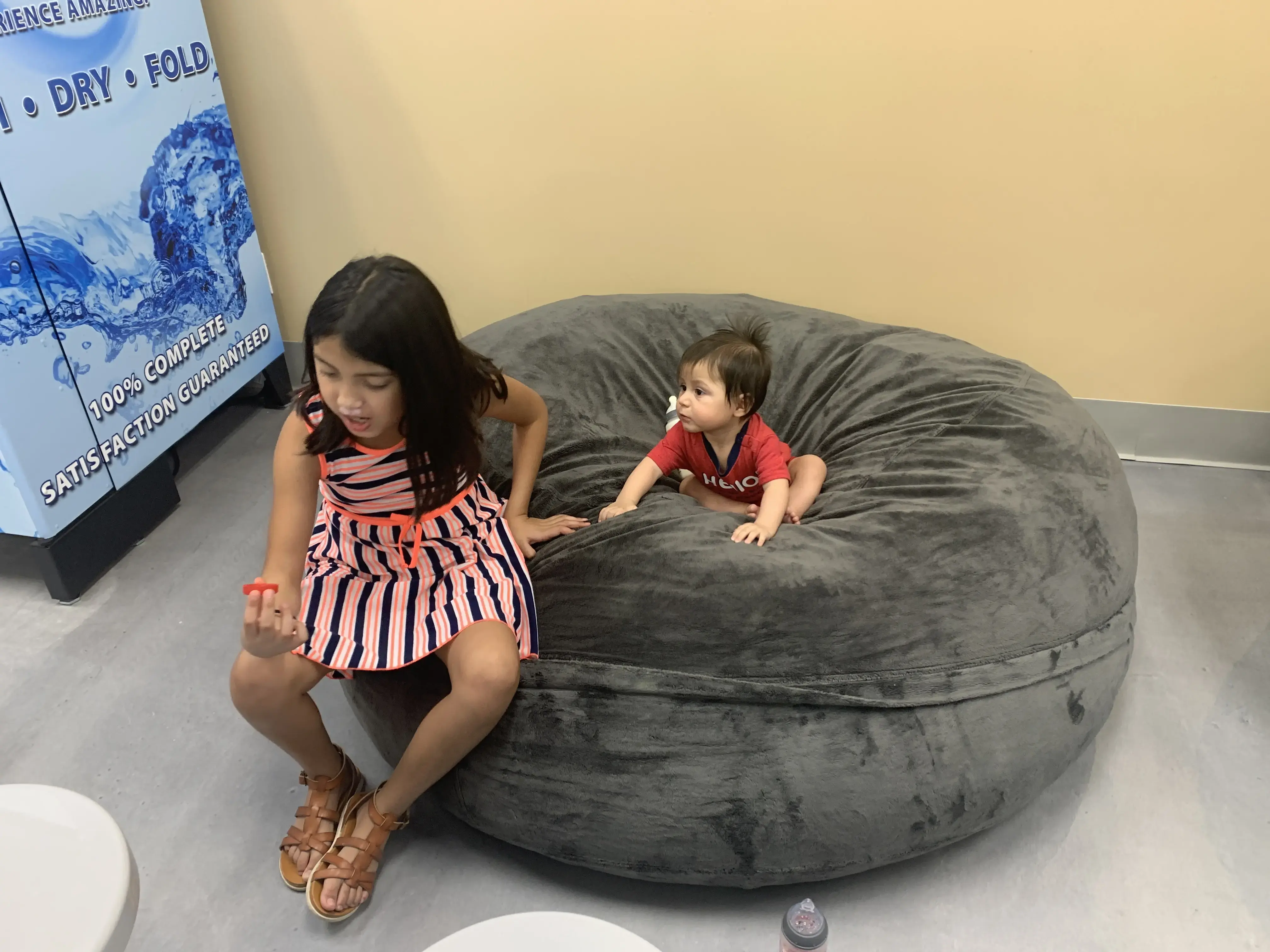 WaveMAX Laundry Phoenix - Image 5