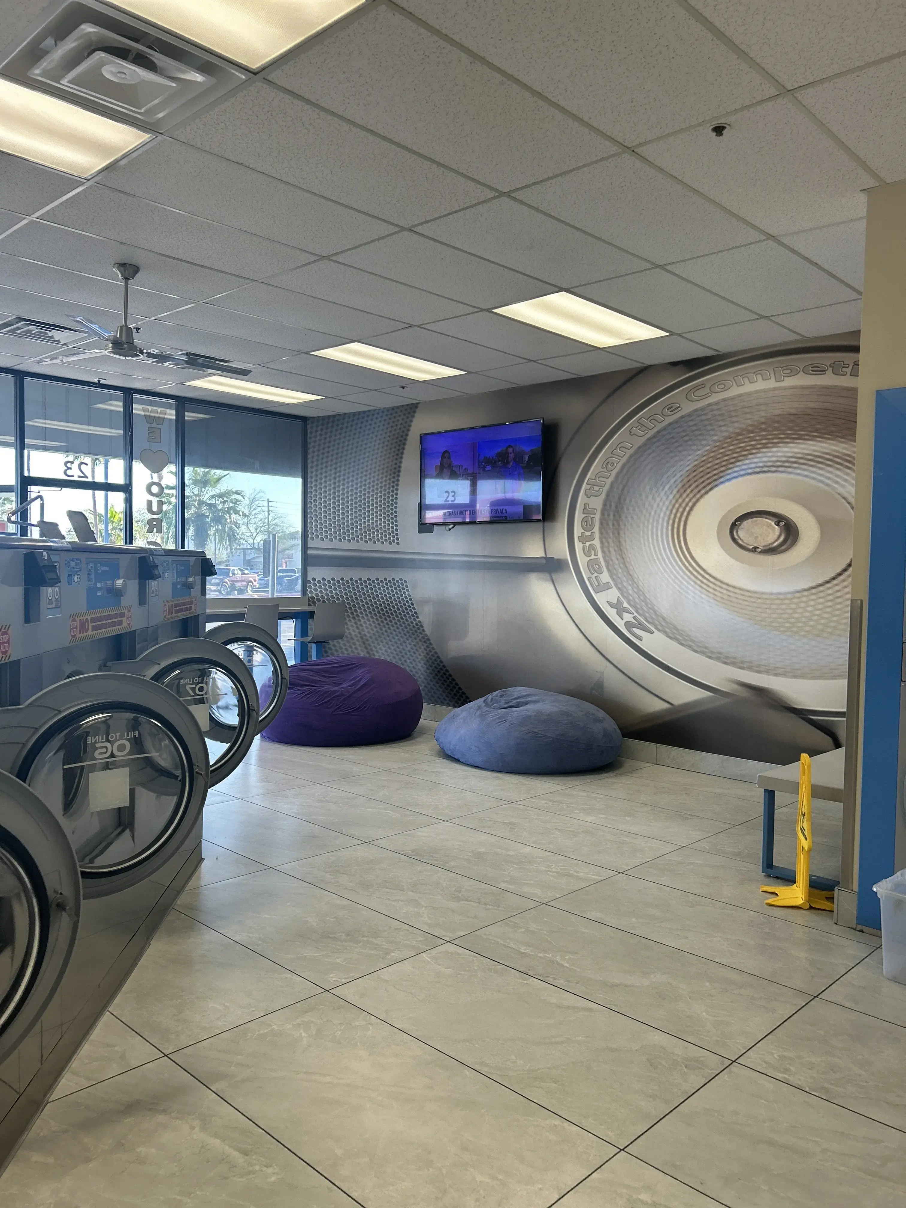 WaveMAX Laundry Phoenix - Image 12