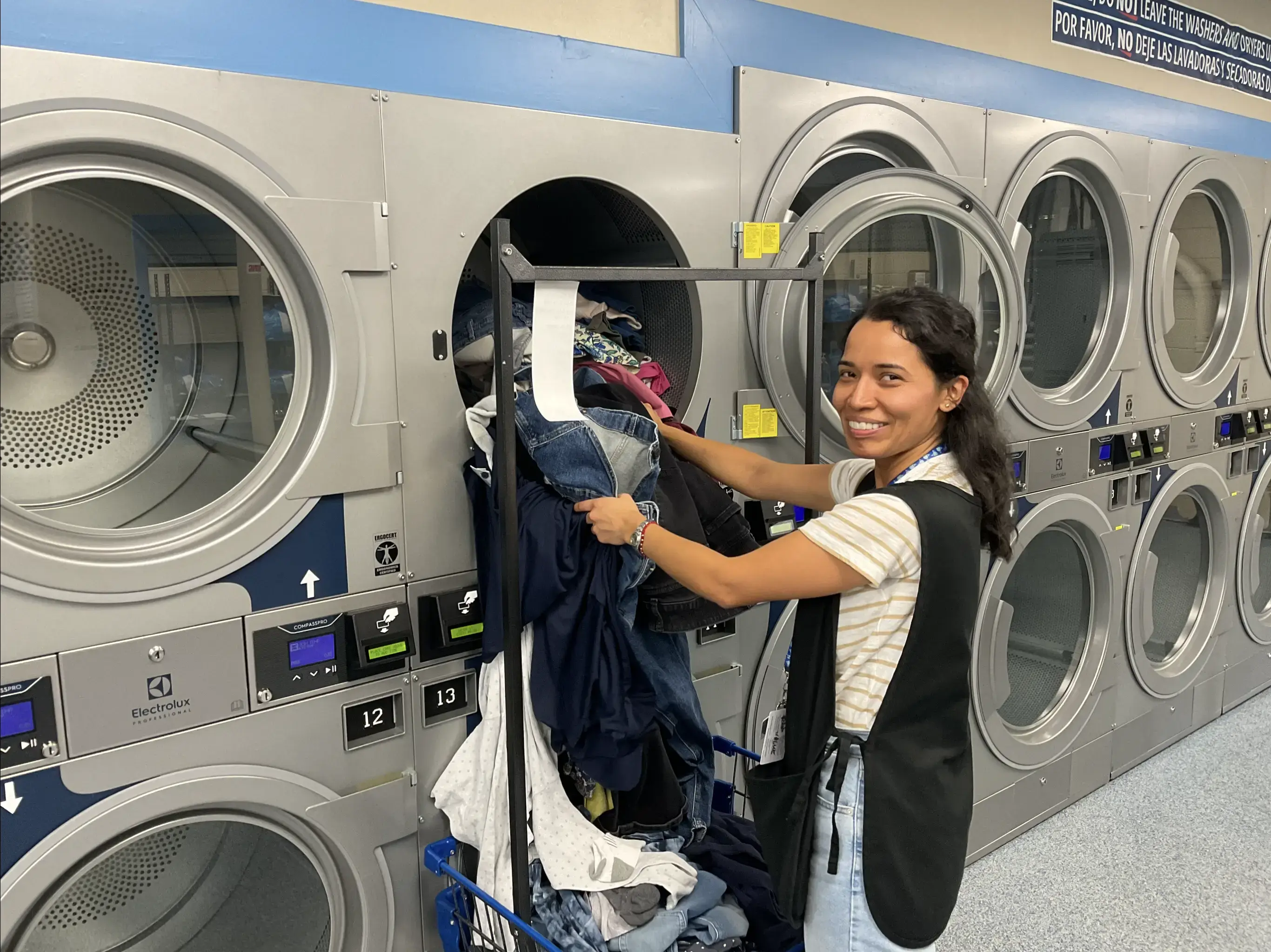 WaveMAX Laundry Rockville, MD location