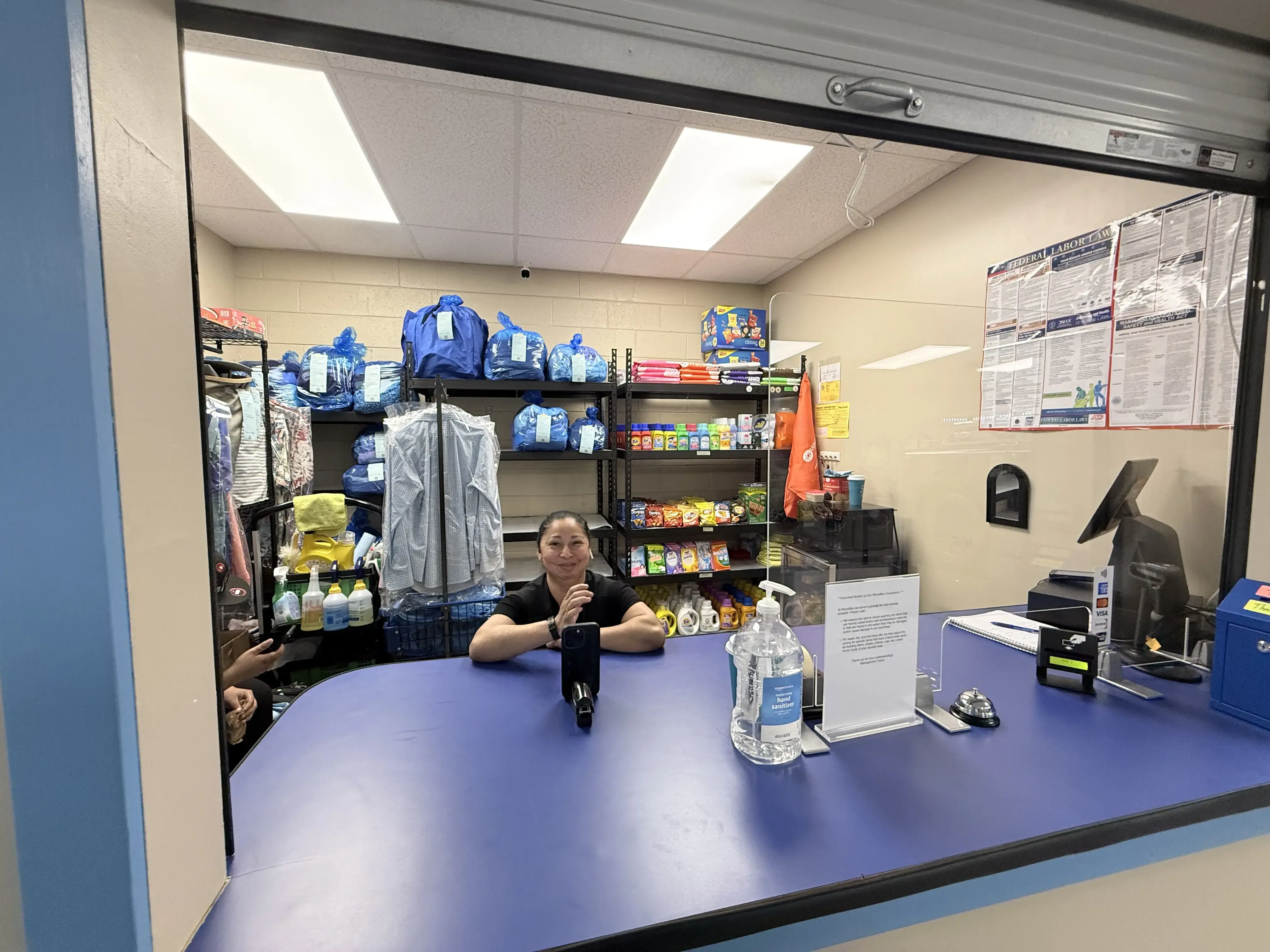 WaveMAX Laundry Rockville, MD - Image 4