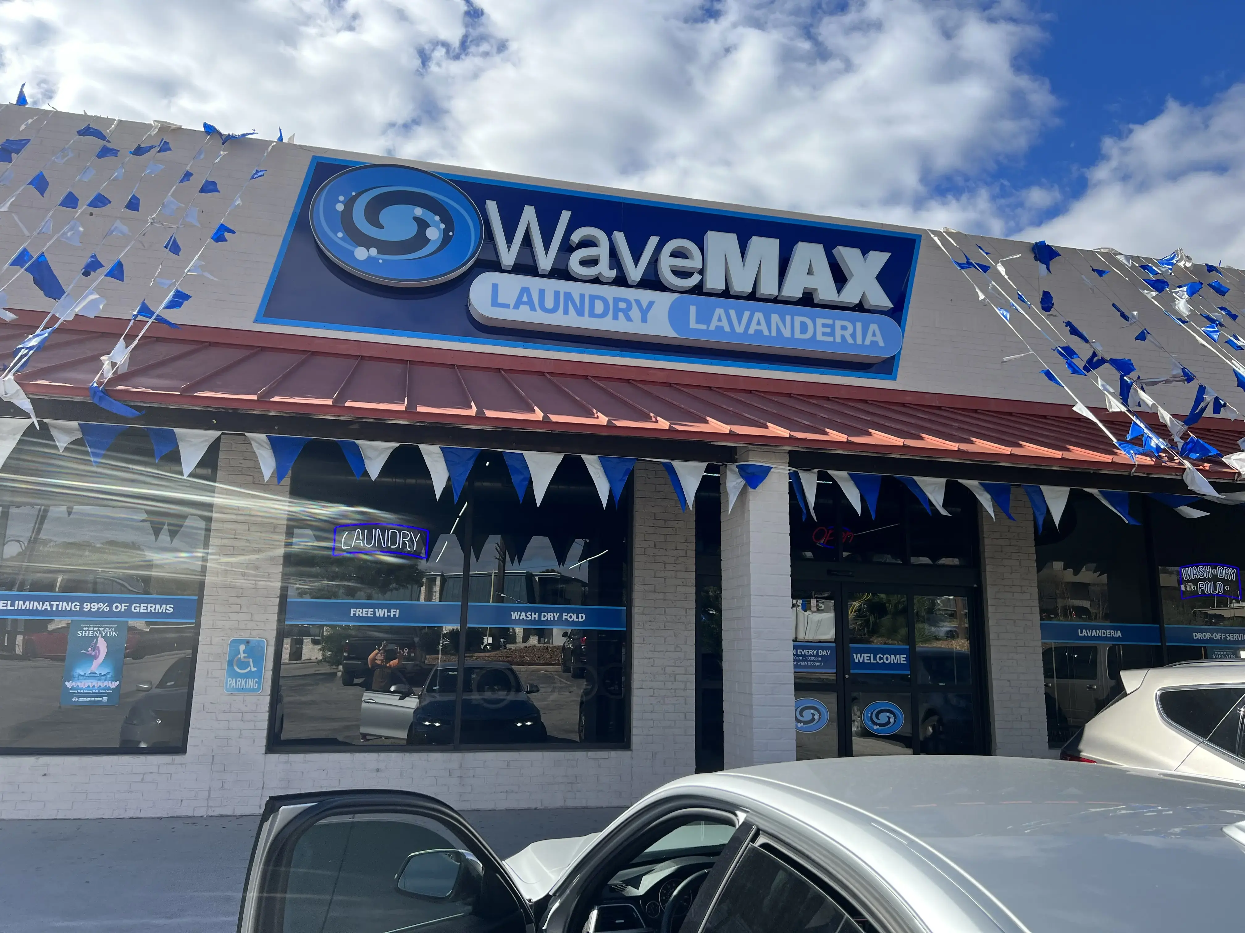 Wavemax Laundry San Antonio, TX thumbnail 12