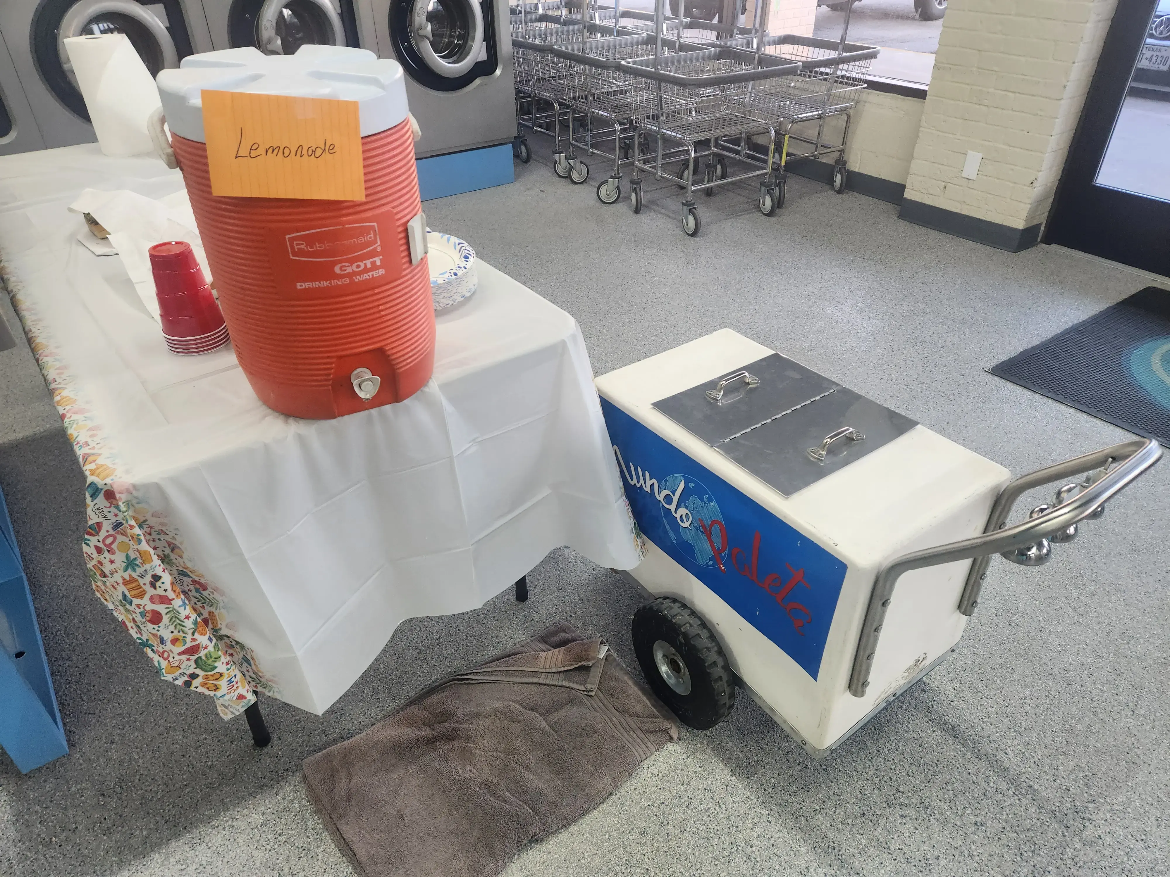 Wavemax Laundry San Antonio, TX thumbnail 15