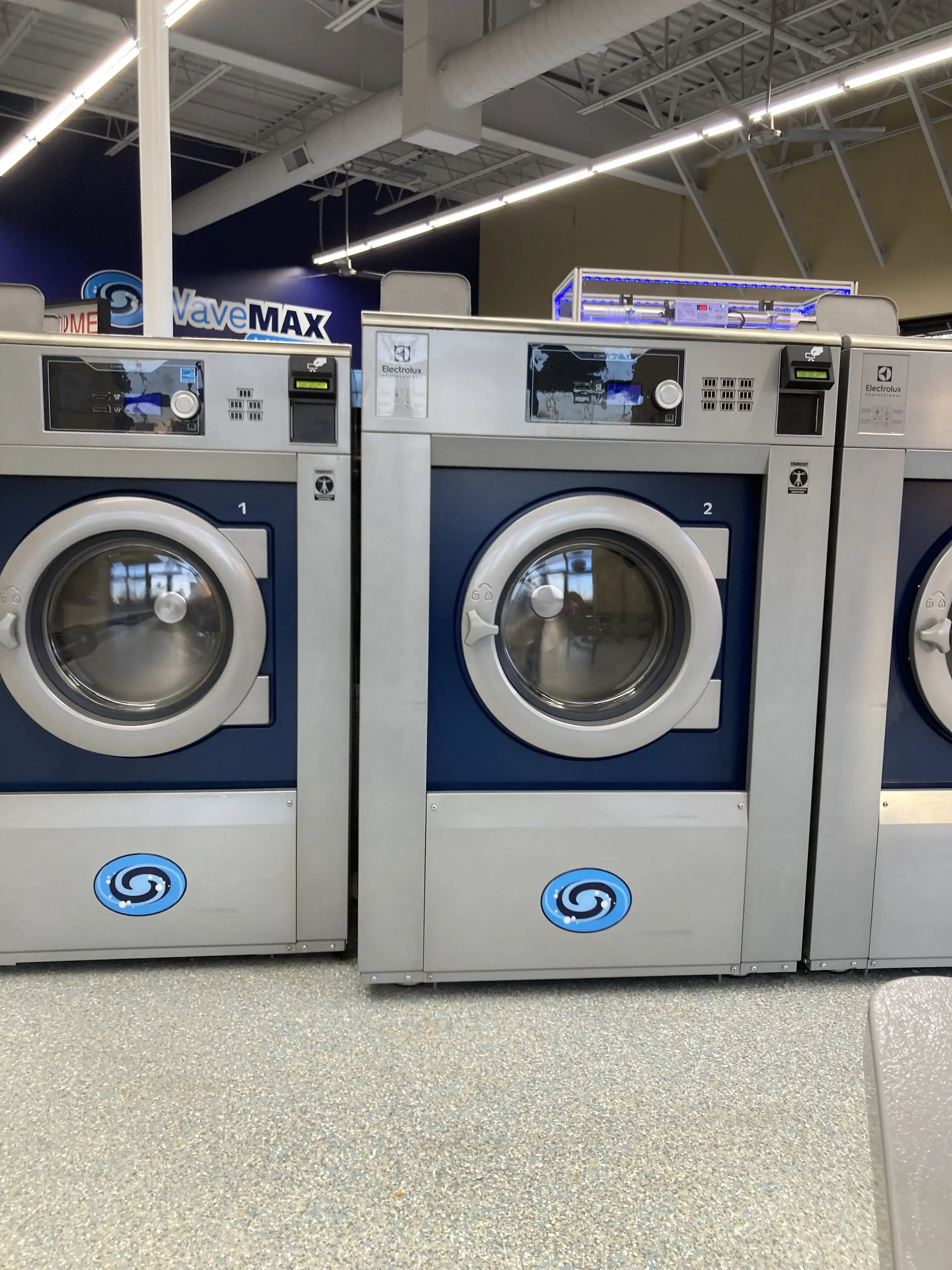 WaveMAX Laundry - Image 19