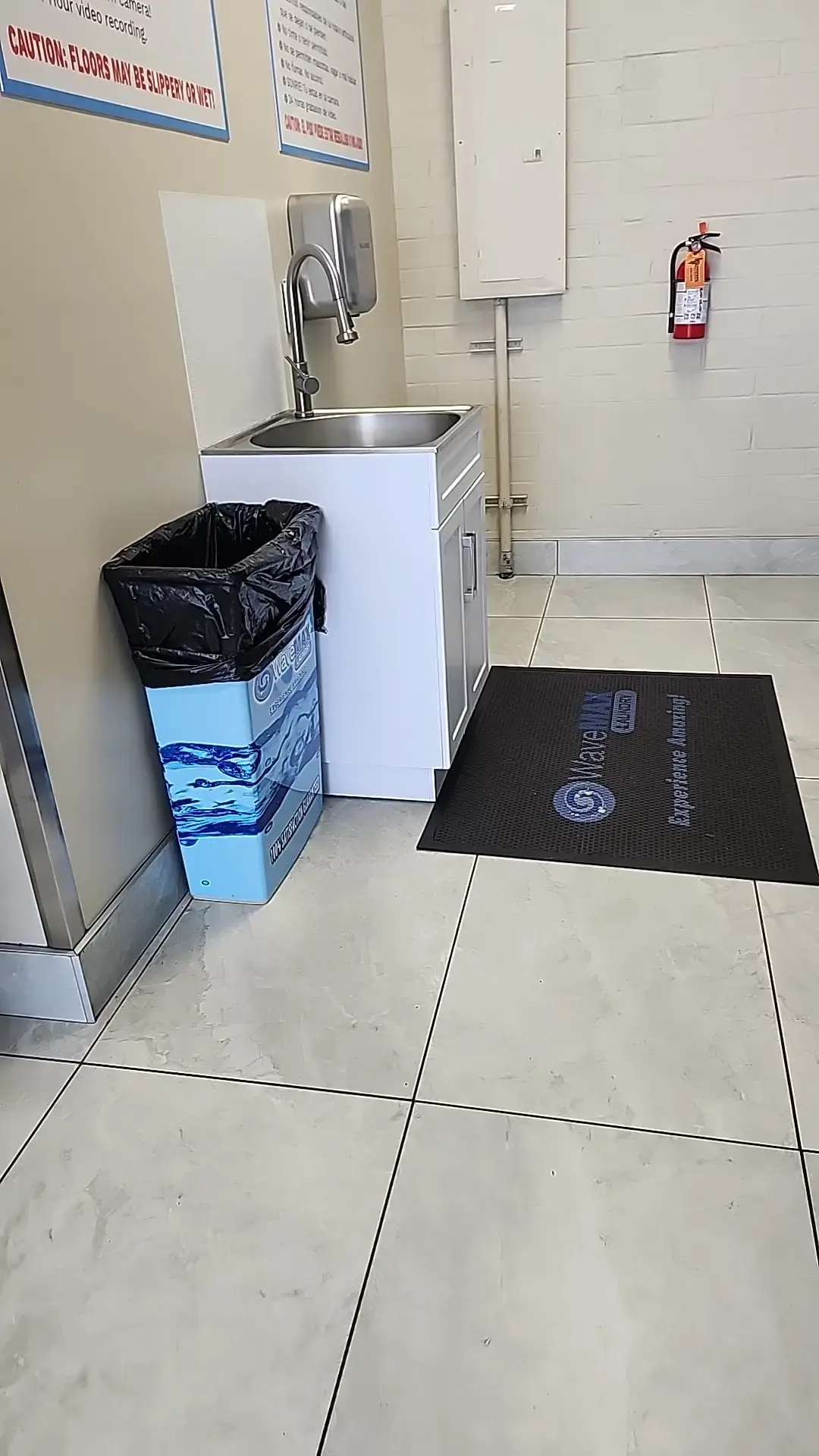 WaveMAX Laundry Tempe AZ thumbnail 10