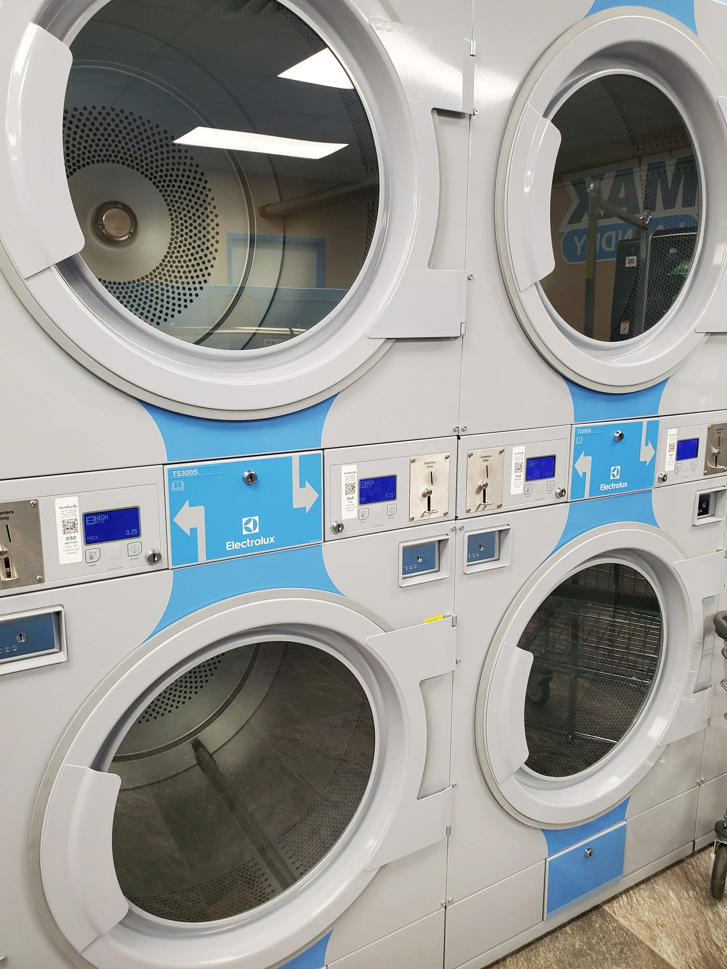 WaveMAX Laundry Temple Olaf Dr - Image 18