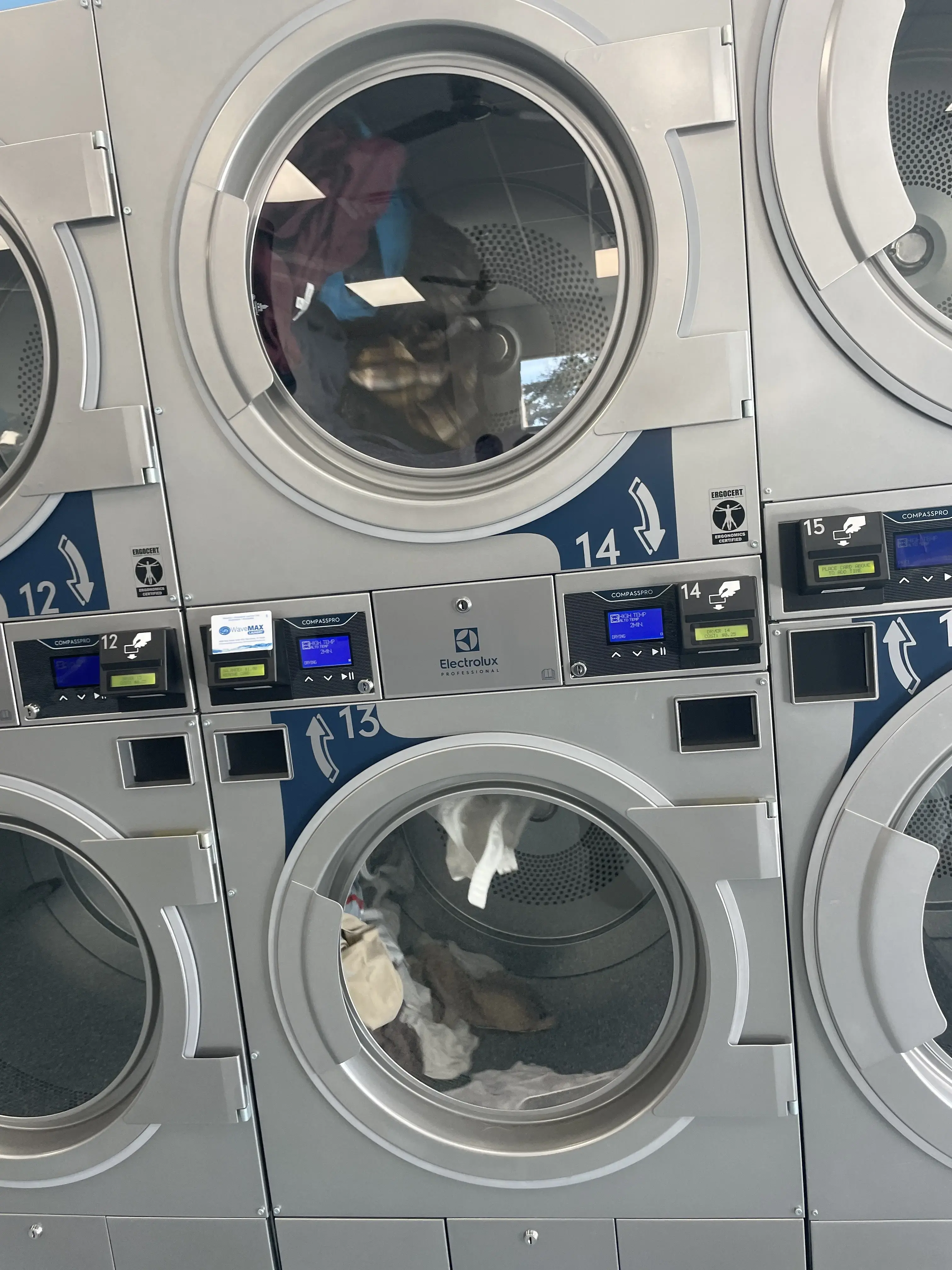 WaveMAX Laundry The Colony - Image 13