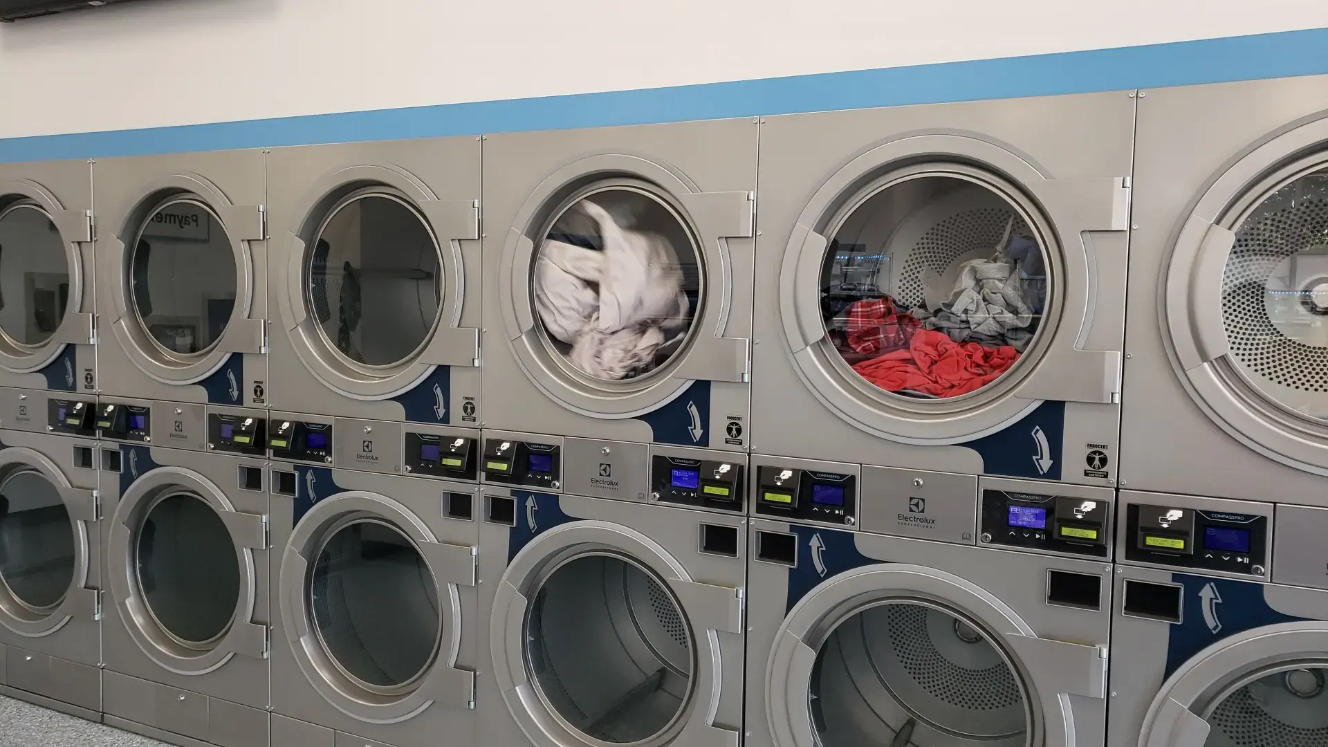 WaveMAX Laundry The Colony - Image 9