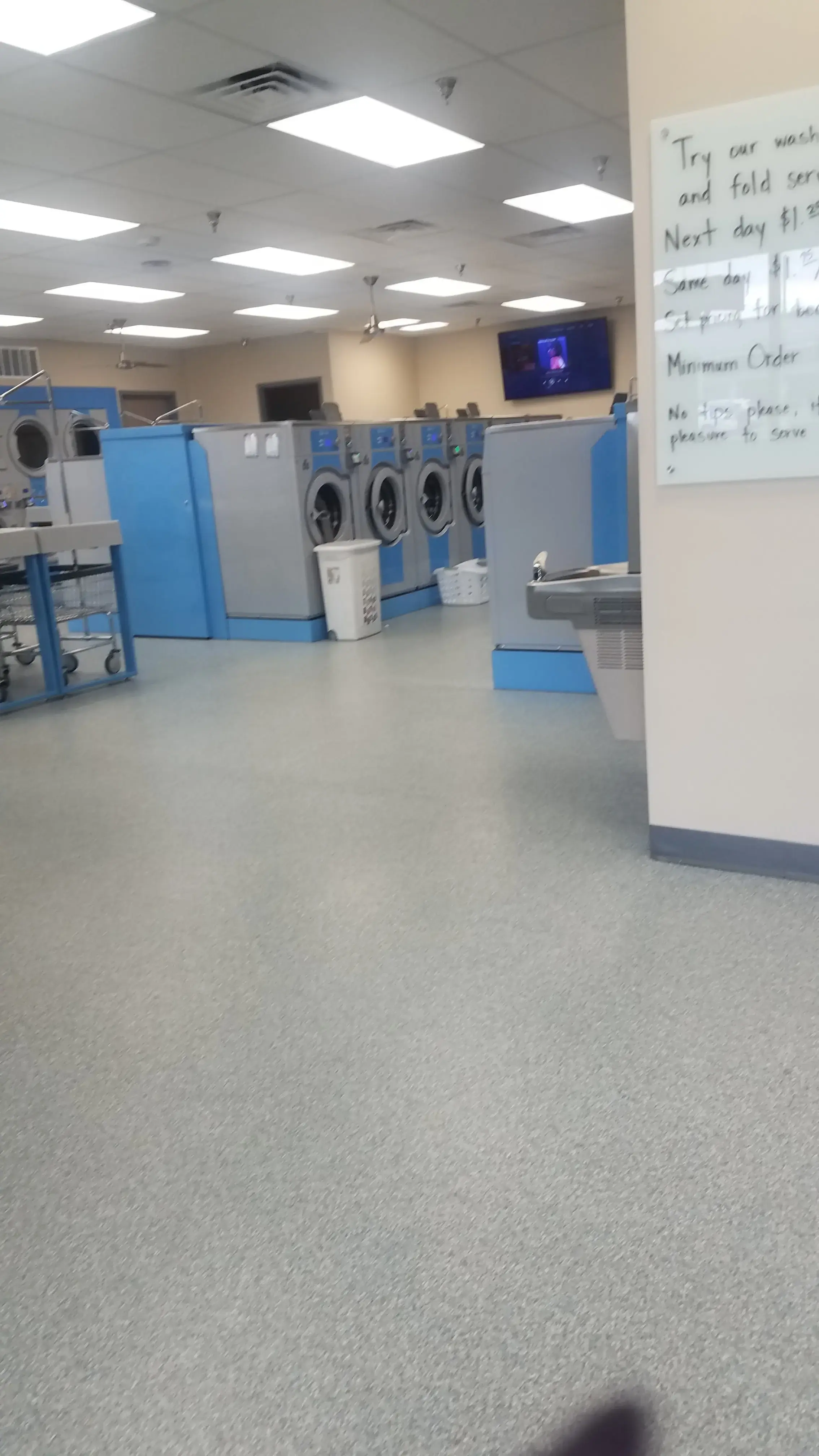 WaveMAX Laundry - Image 12