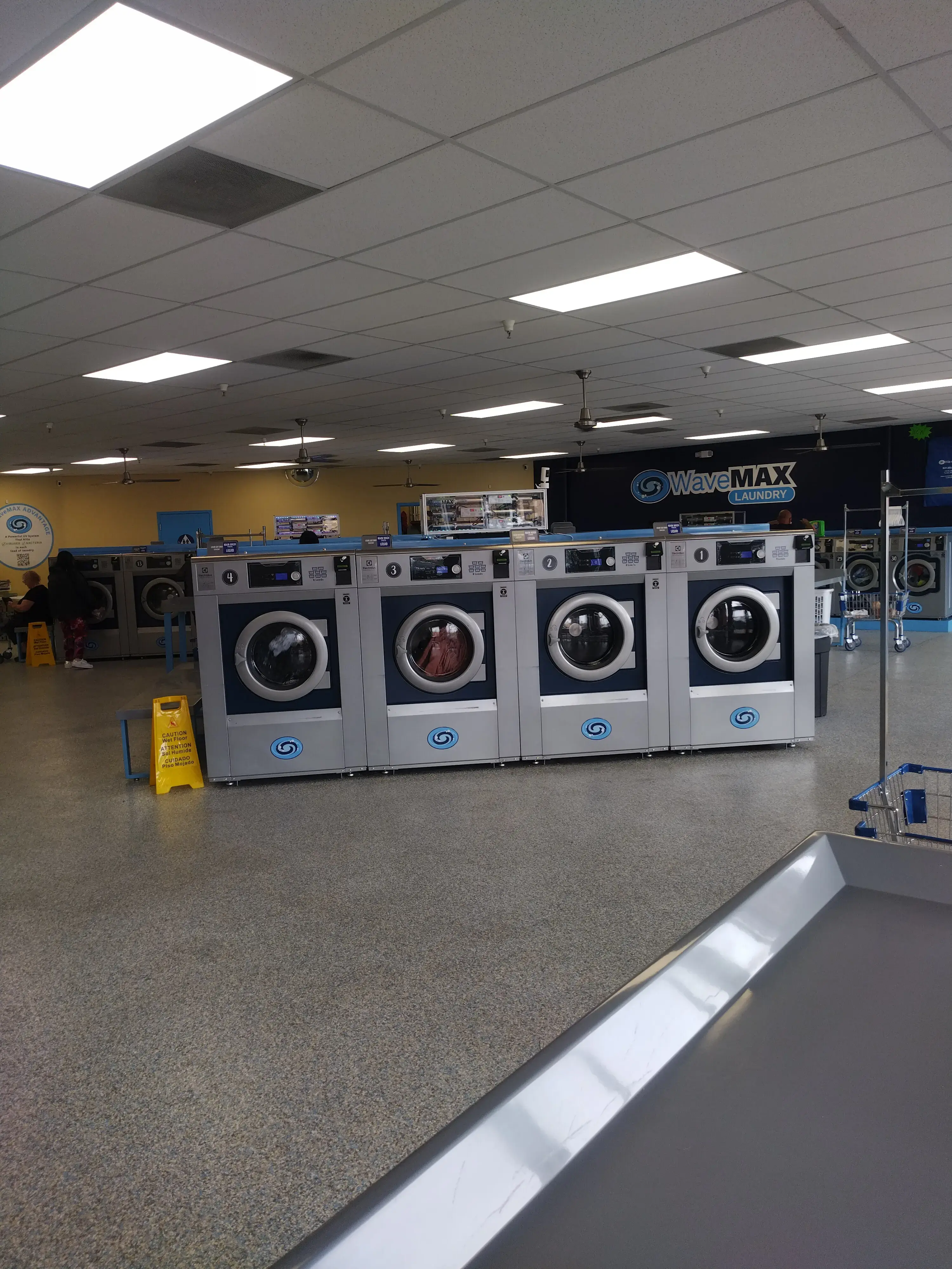 WaveMAX Laundry Tucson, AZ thumbnail 18