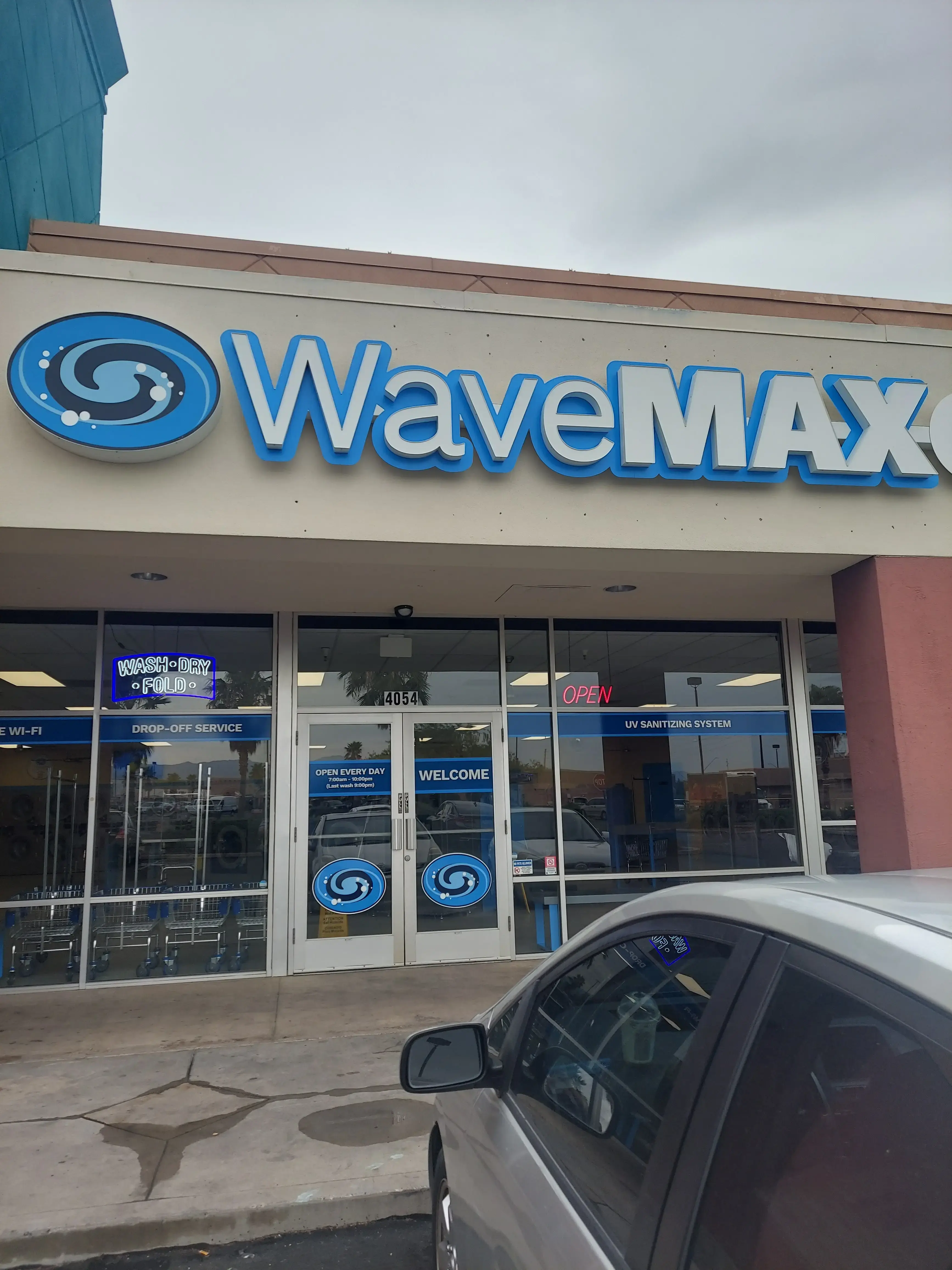 WaveMAX Laundry Tucson, AZ - Image 14