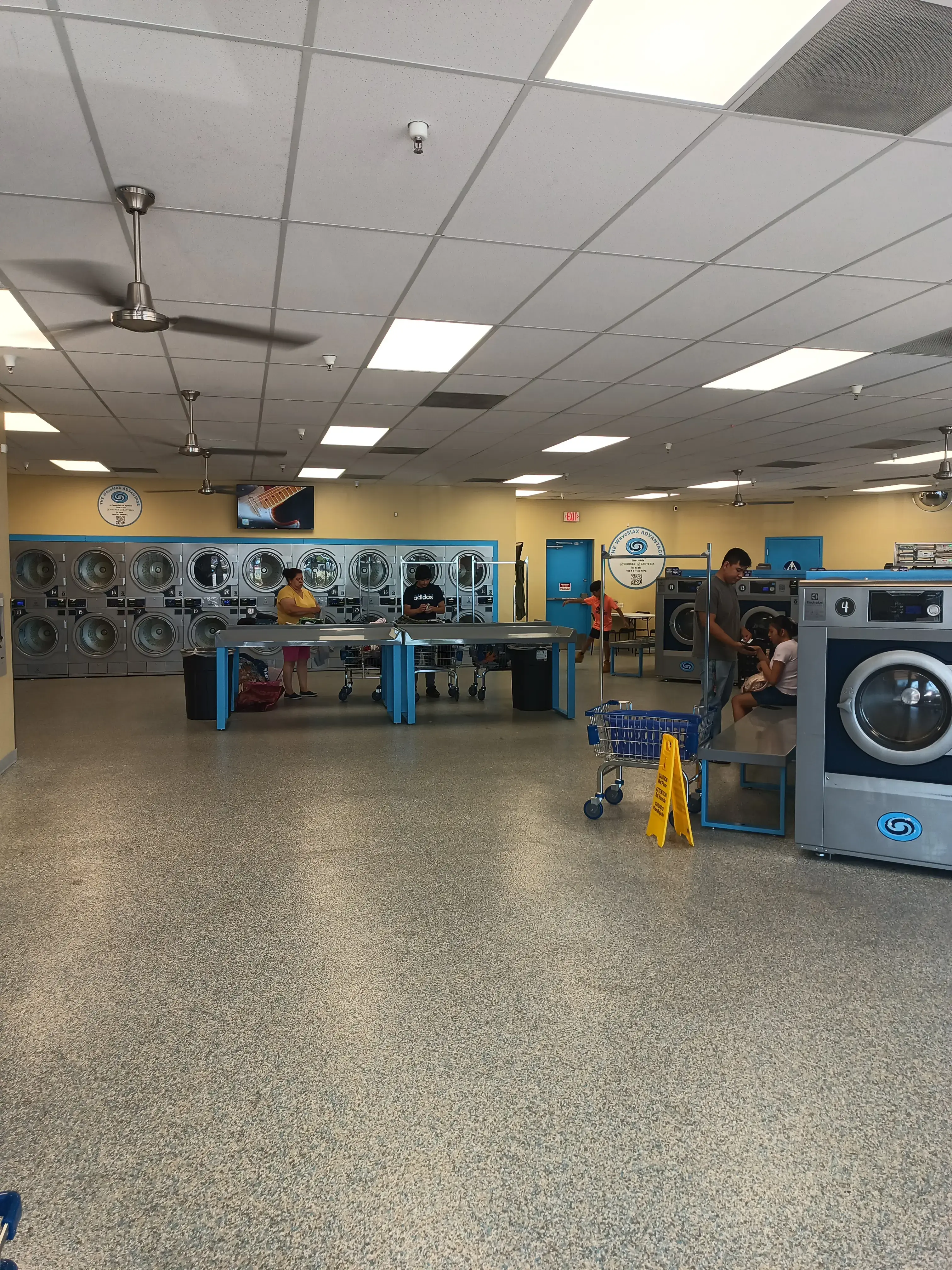 WaveMAX Laundry Tucson, AZ - Image 3